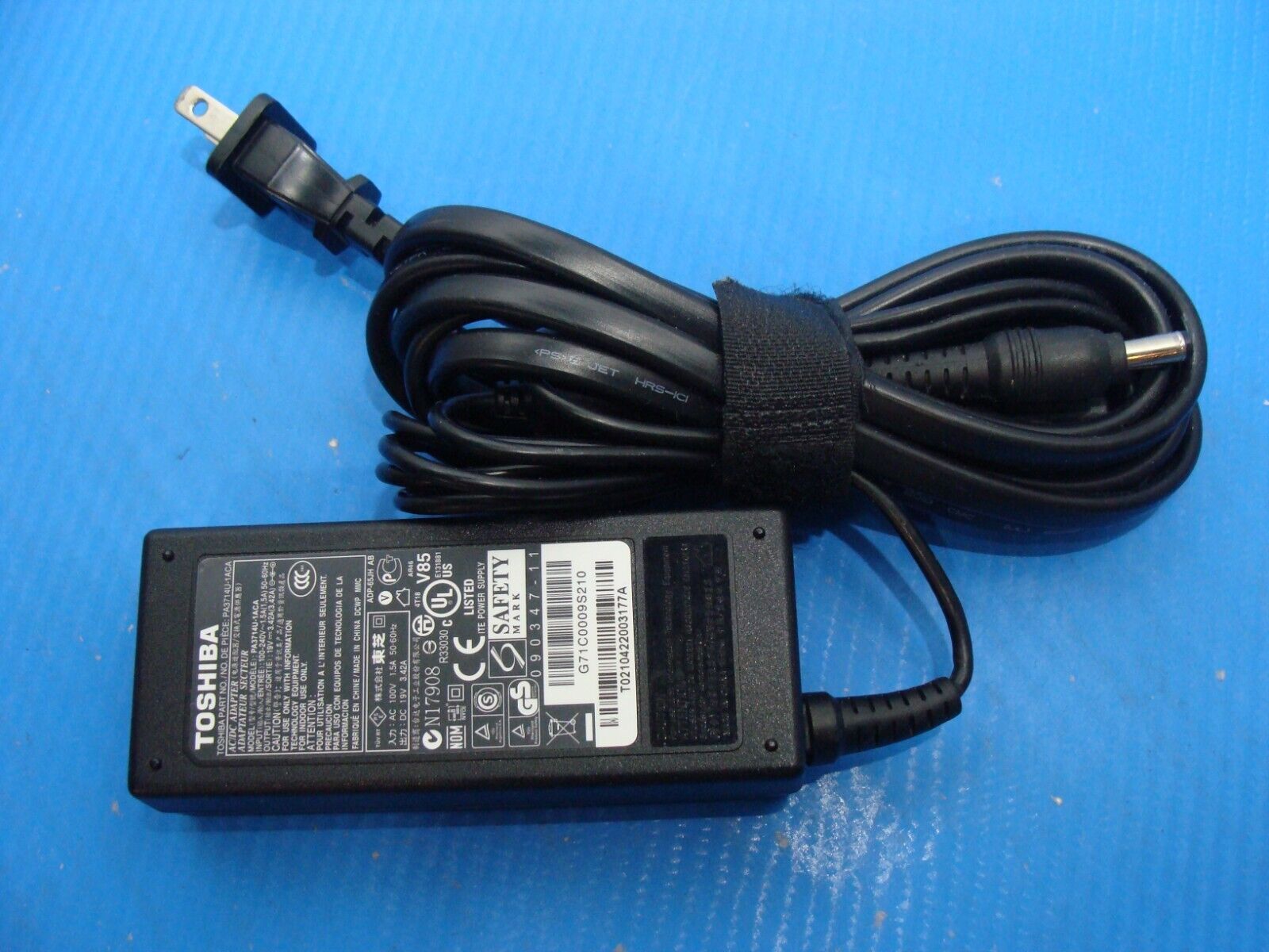 65W Genuine Toshiba Laptop Charger AC Adapter Power  PA-1650-21 PA3714U-1ACA