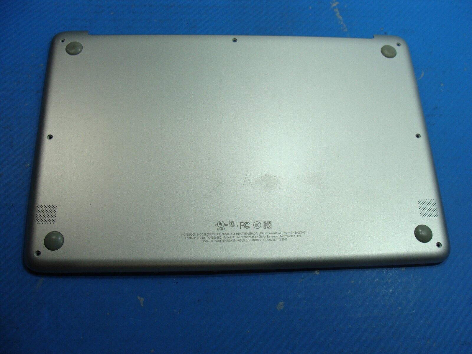 Samsung Notebook 9 13.3” NP900X3T-K02US Genuine Bottom Case Silver BA98-01372A