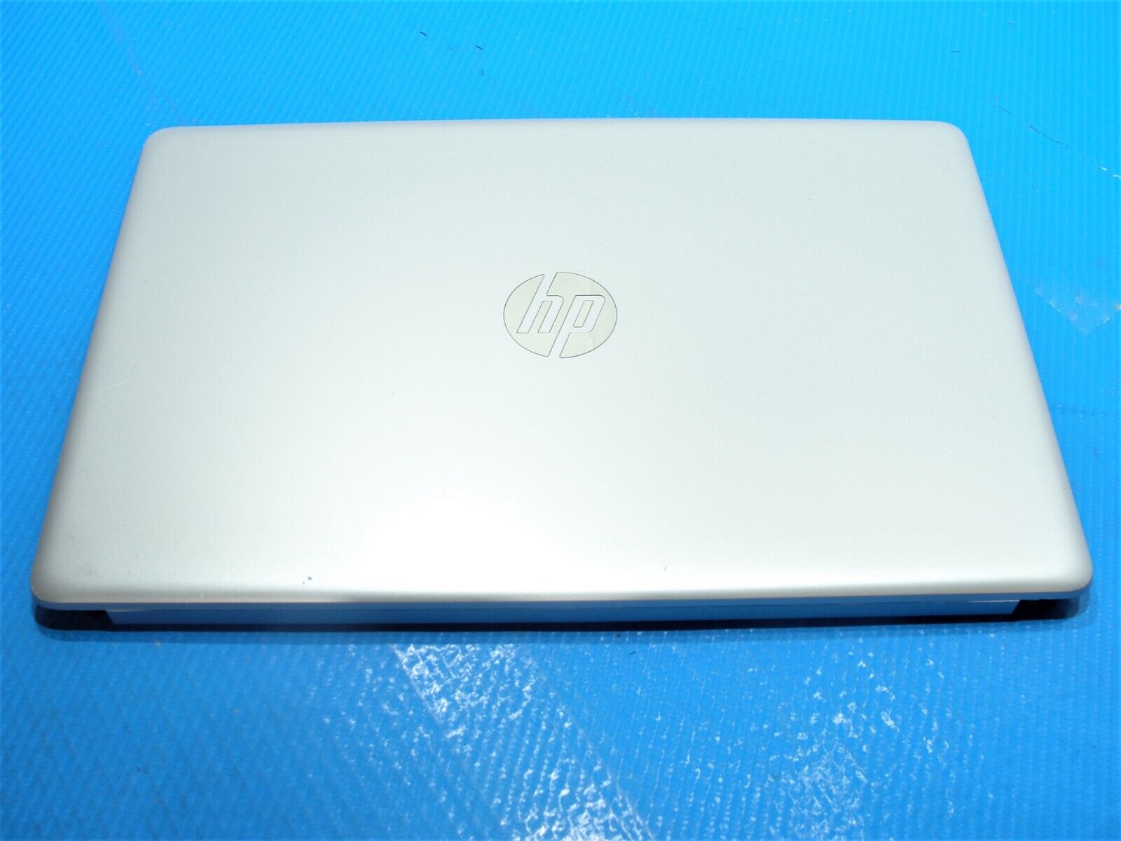 HP 15.6