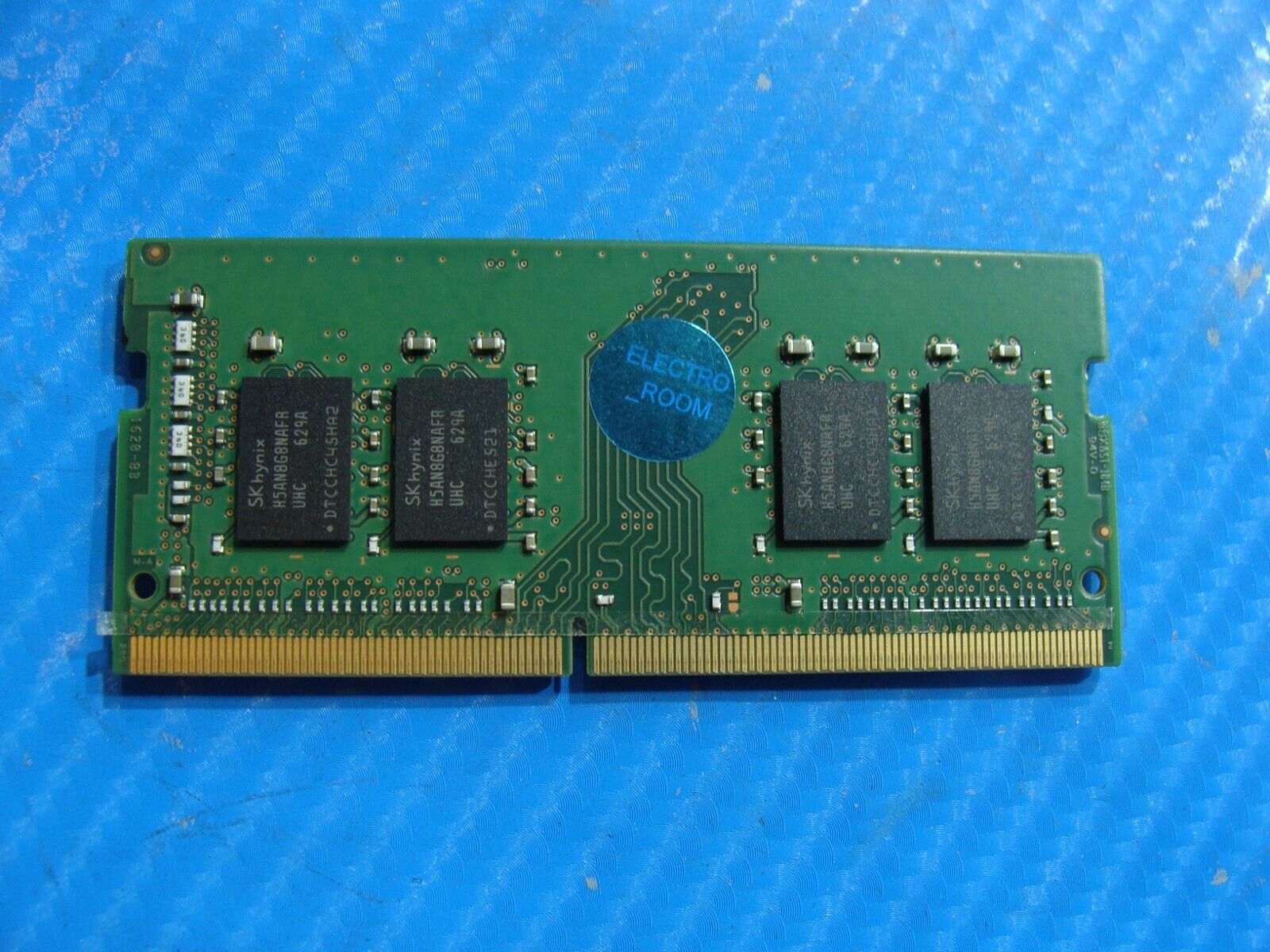 Dell 13 7378 SK Hynix 8GB 1Rx8 PC4-2400T Memory RAM SO-DIMM HMA81GS6AFR8N-UH