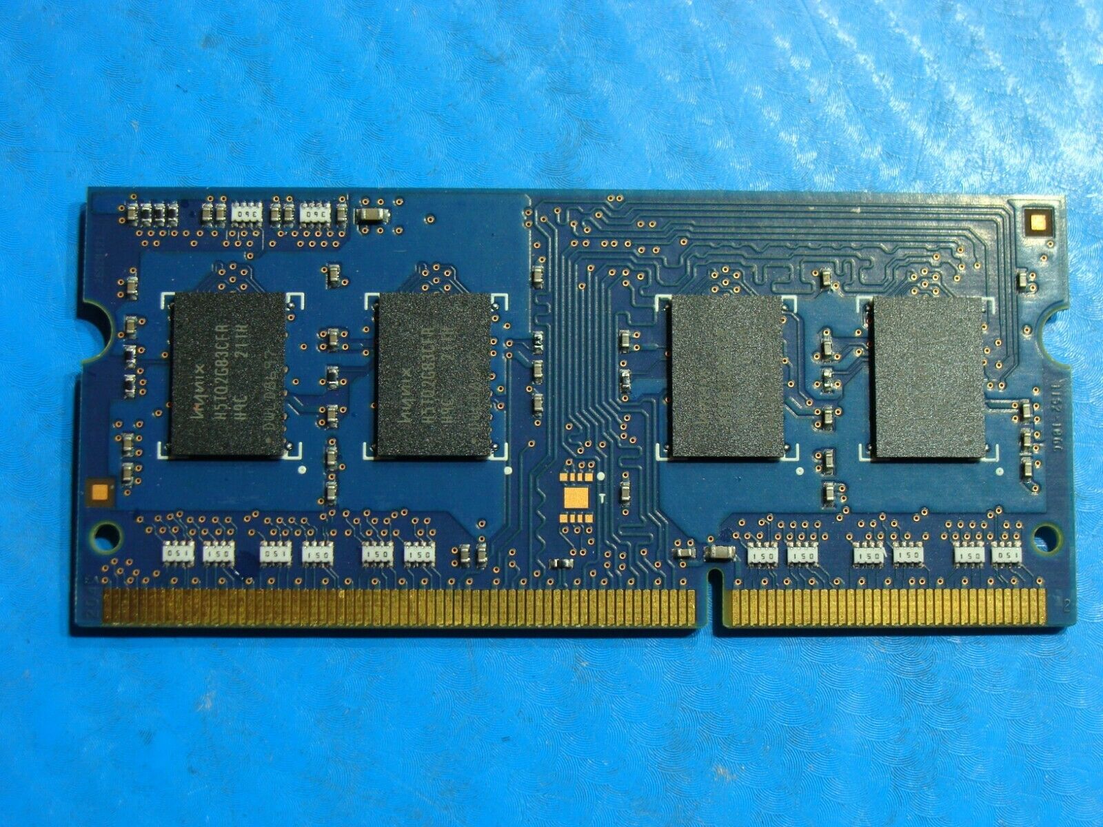 HP 15-f215dx Laptop Hynix 2GB Memory RAM PC3-10600S-9-11-B2 HMT325S6CFR8C-H9 