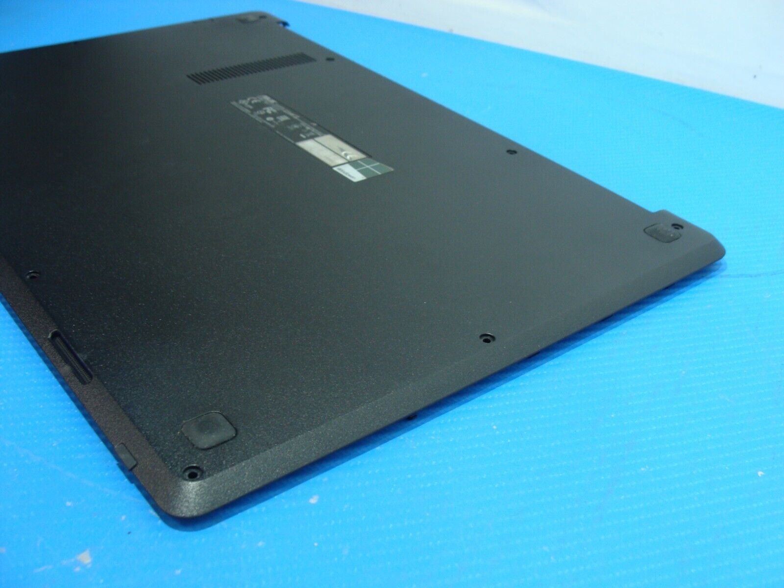 Asus Transformer Book Flip 15.6” TP500LA-WH31T Bottom Case 13NB05R1AP0111