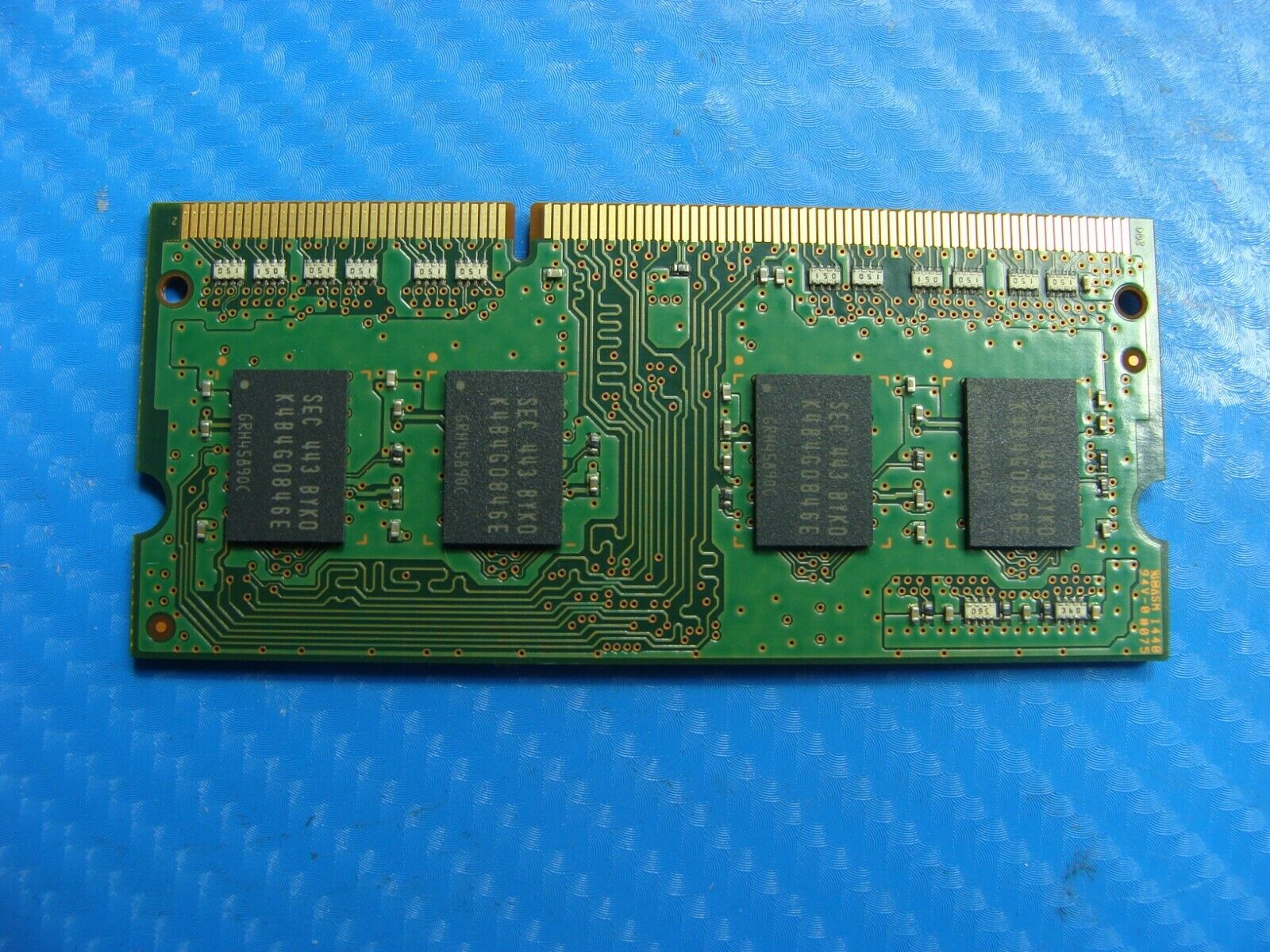 Dell 15 5558 Samsung 4GB 1Rx8 Memory SO-DIMM PC3L-12800S M471B5173EB0-YK0 