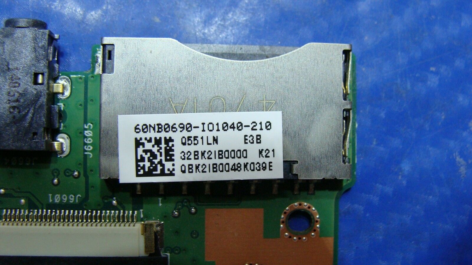 Asus Q551LN-BBI706 15.6