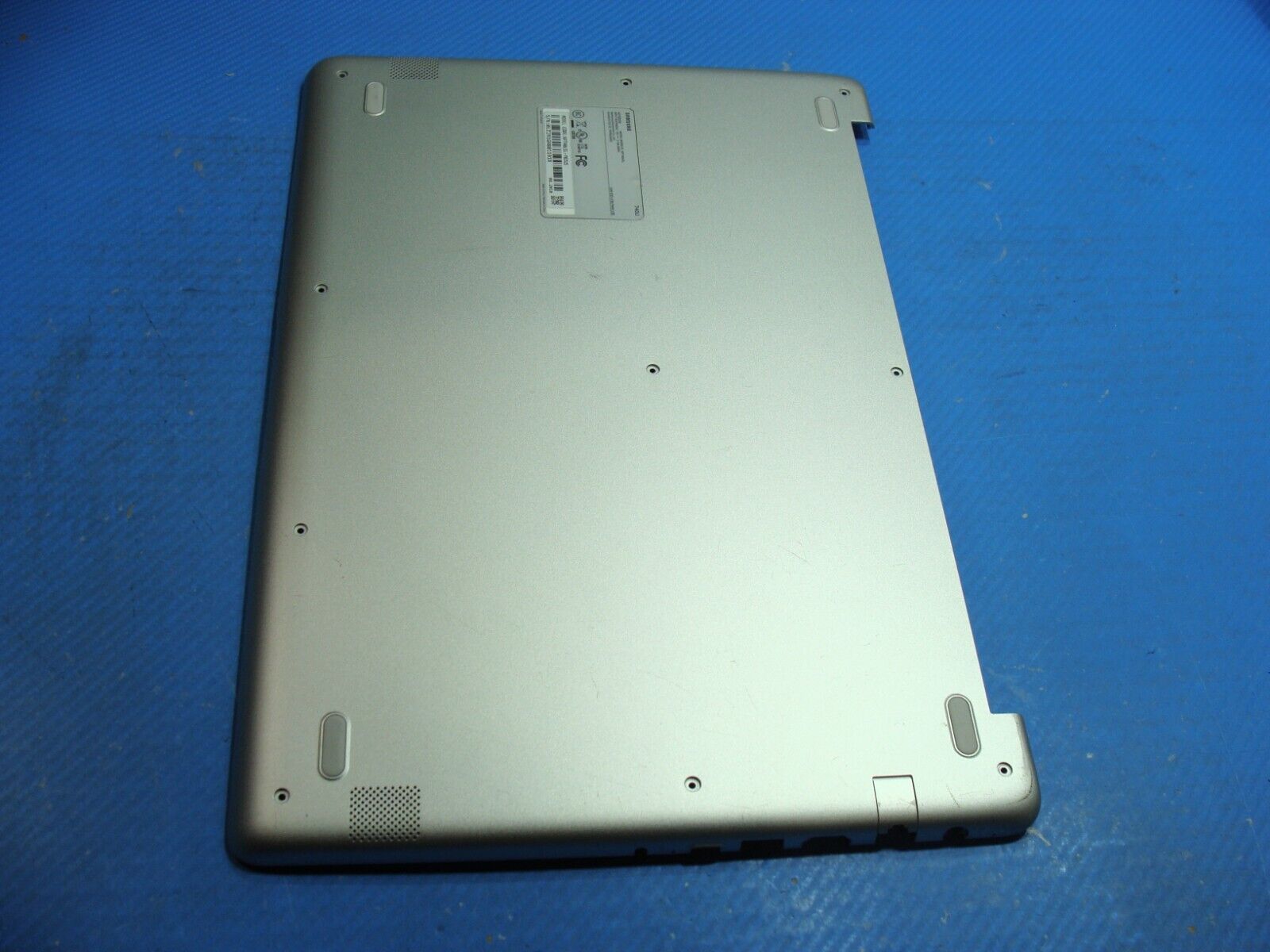 Samsung Spin 7 NP740U5L-Y02US 15.6 Bottom Case Base Cover BA98-00808A