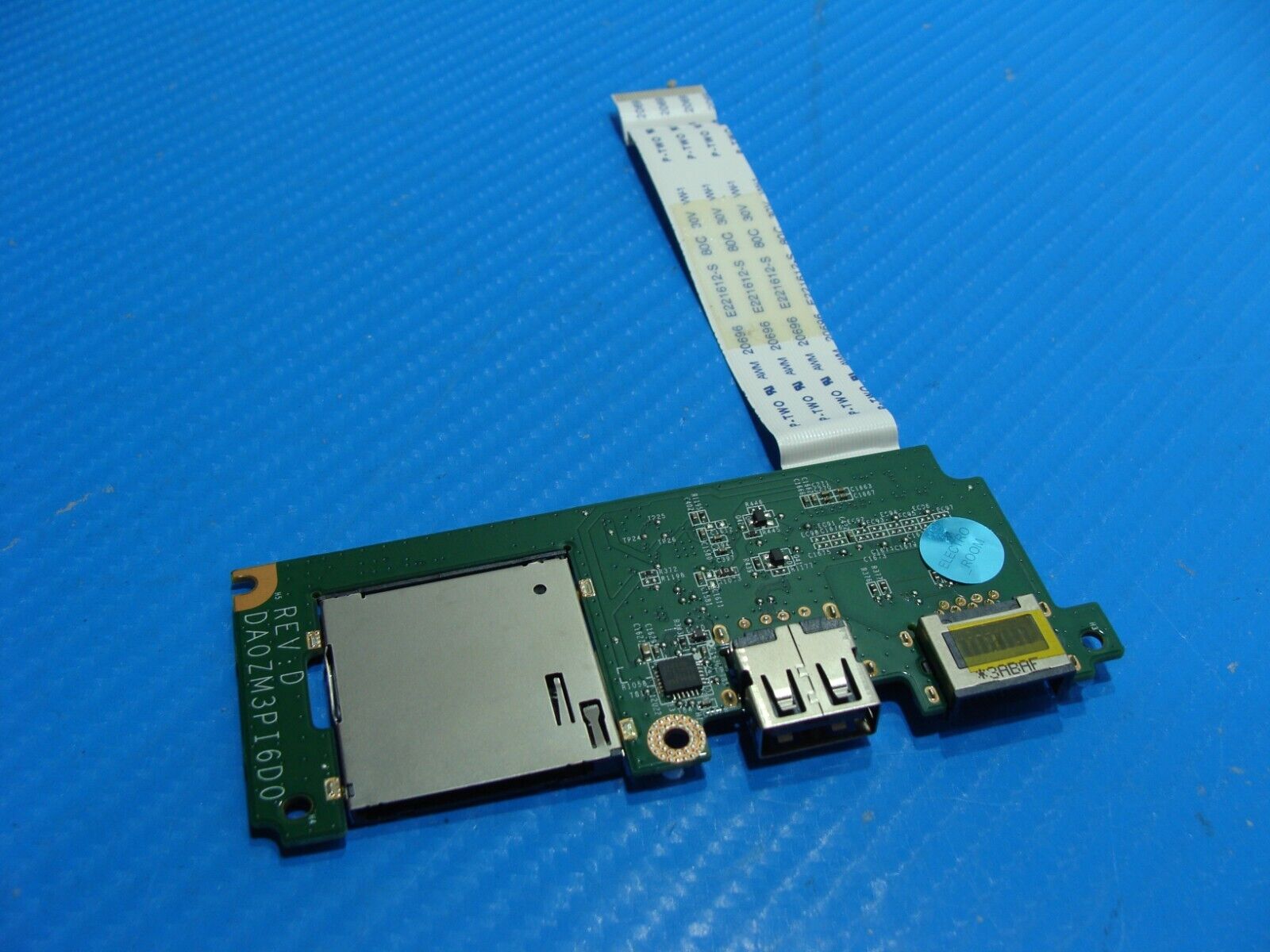 Dell Inspiron 11.6” 11 3137 OEM USB Card Reader Board w/Cable FN3Y4 DA0ZM3PI6D0