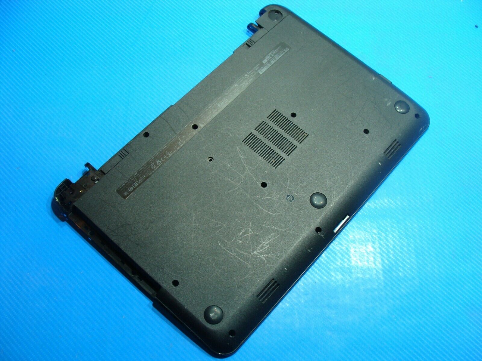 HP Notebook 15-g042ds 15.6