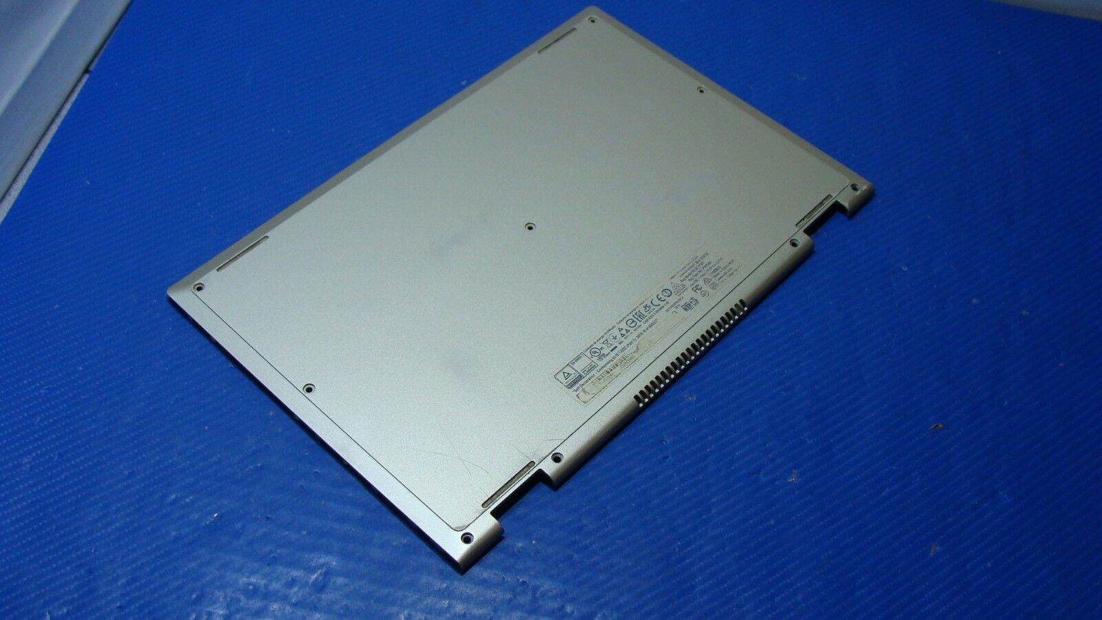 Dell Inspiron 11-3157 11.6