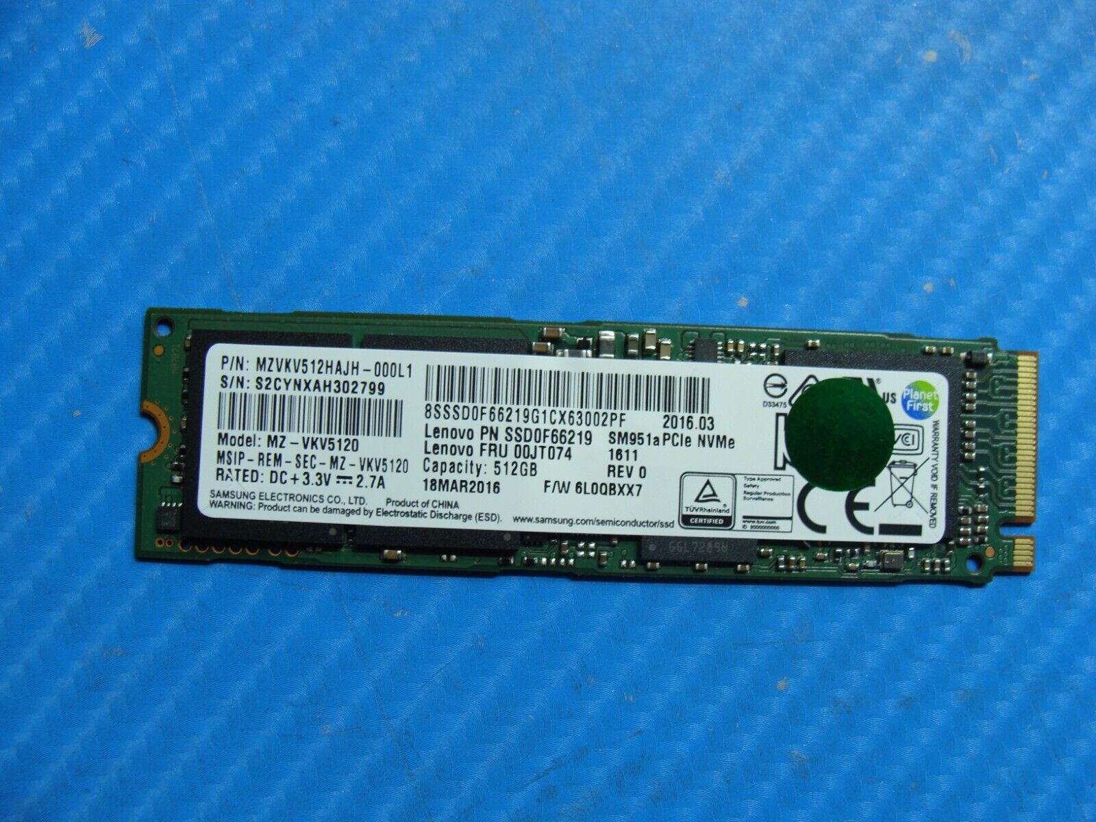 Lenovo P50 SK Hynix 512GB NVMe M.2 SSD Solid State Drive MZVKV512HAJH-000L1