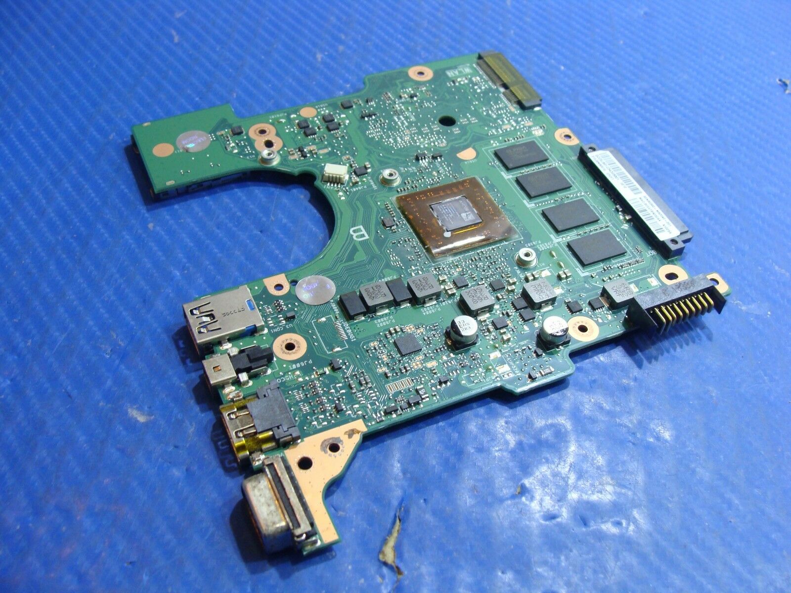 Asus X102BA-BH41T 10.1