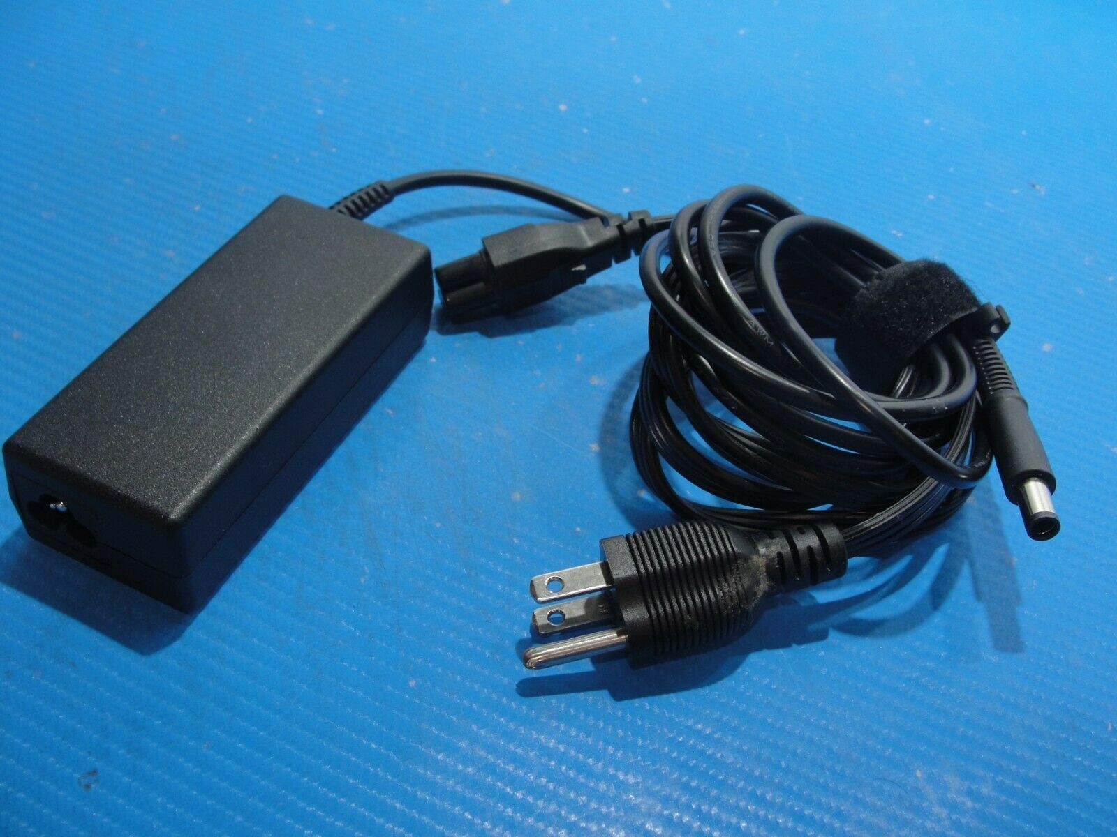 Genuine HP AC Adapter Power Charger 19.5V 3.33A 65W 693711-001 