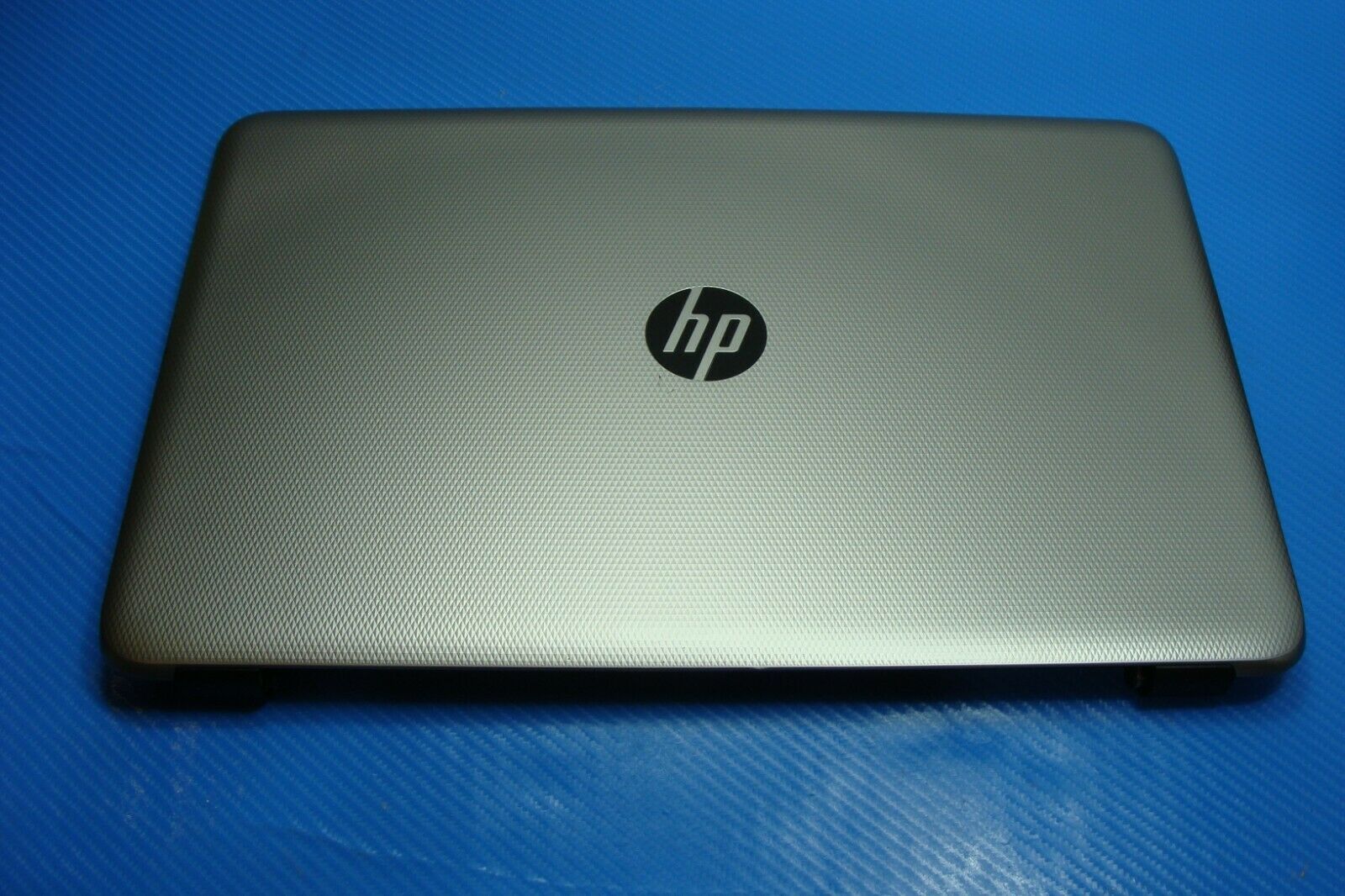 HP 15.6