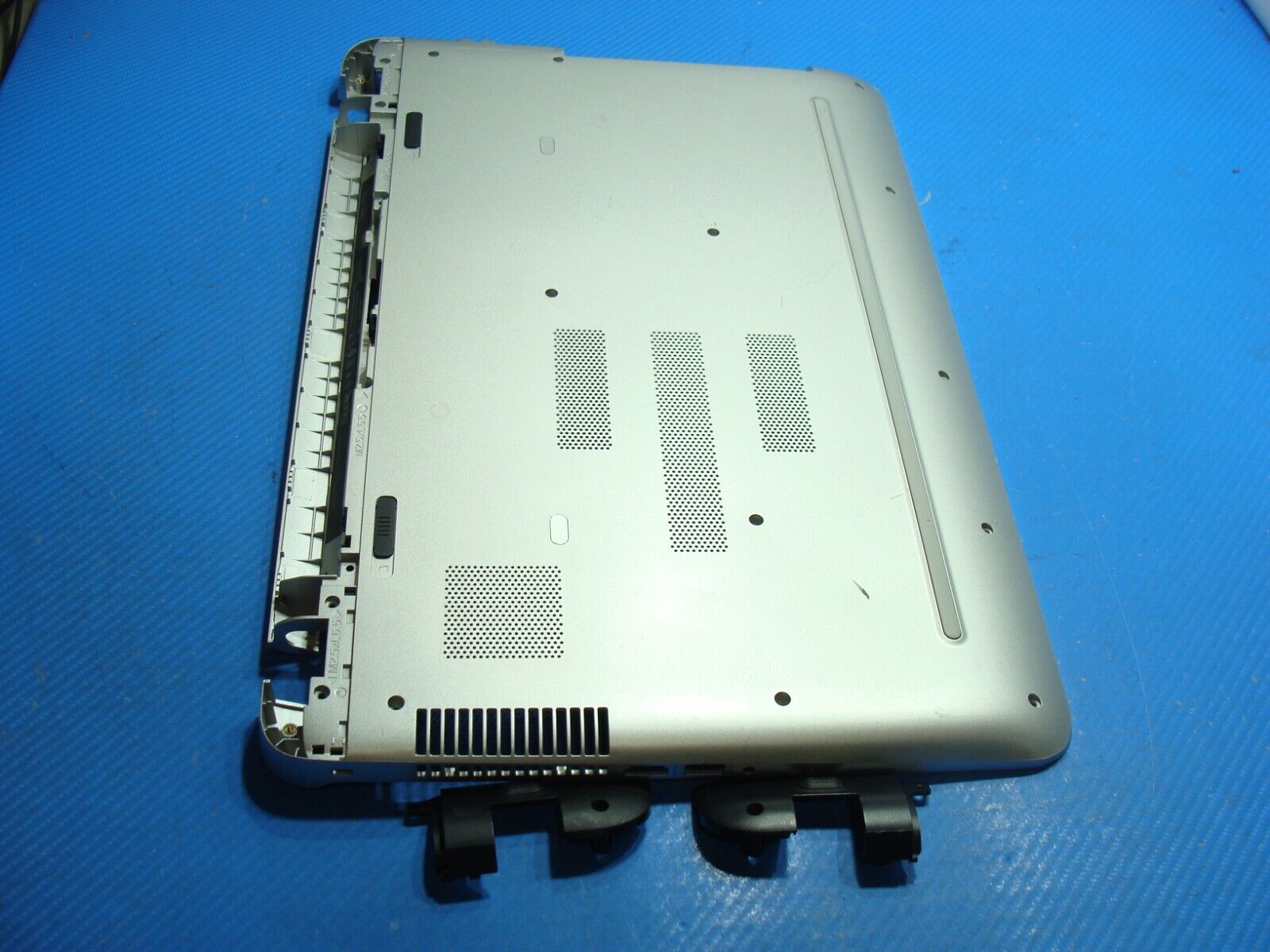 HP Pavilion 17.3