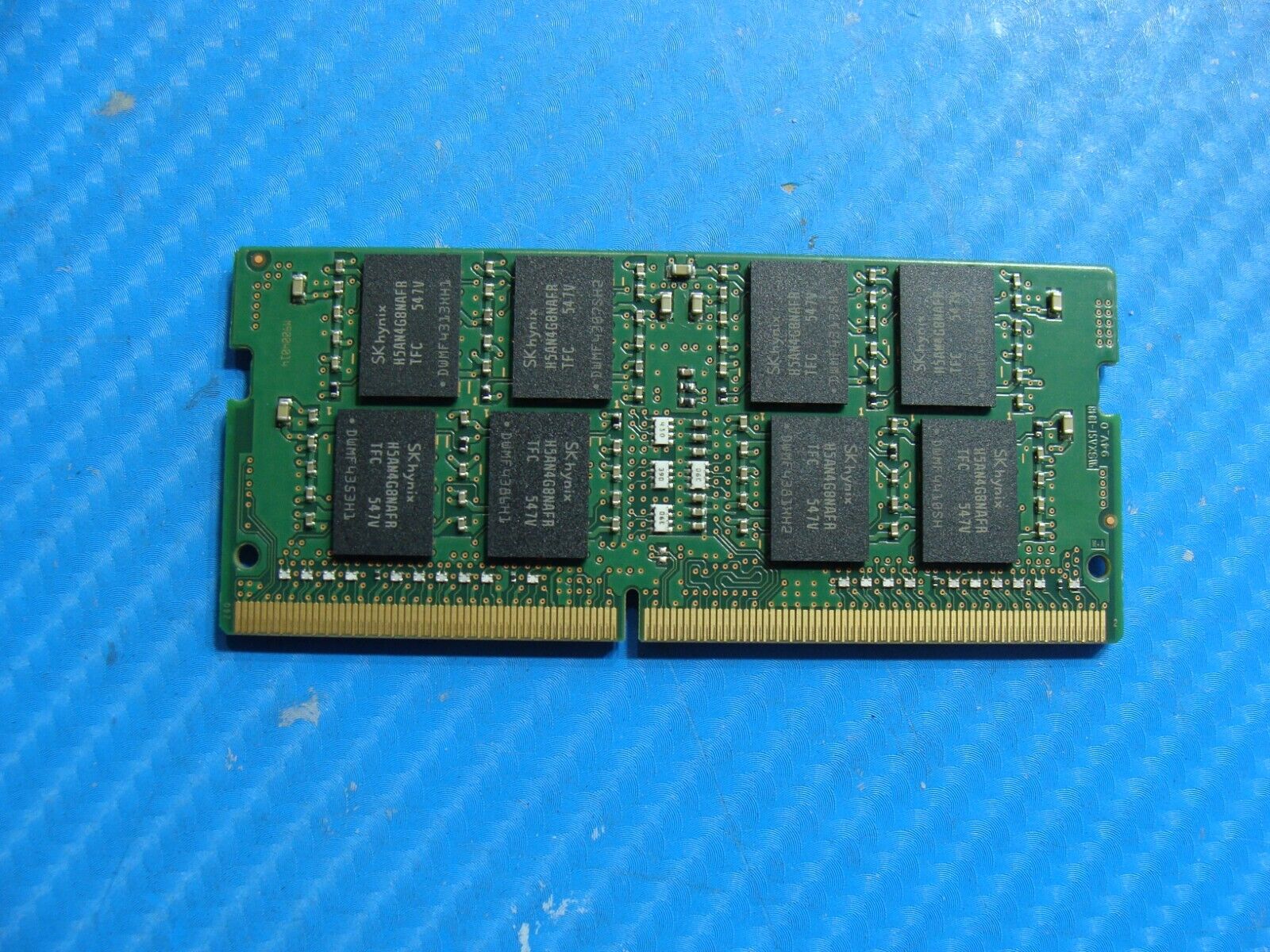 Dell 15 7569 SK Hynix 8GB 2Rx8 PC4-2133P Memory RAM SO-DIMM HMA41GS6AFR8N-TF