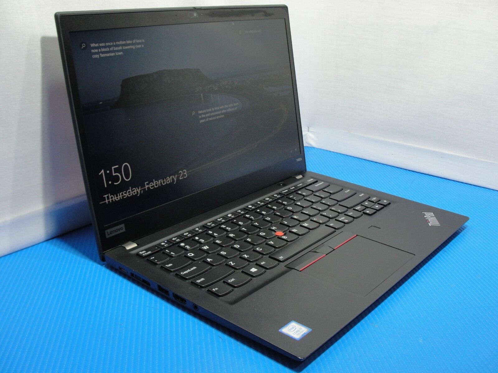 Lenovo ThinkPad T490s 14