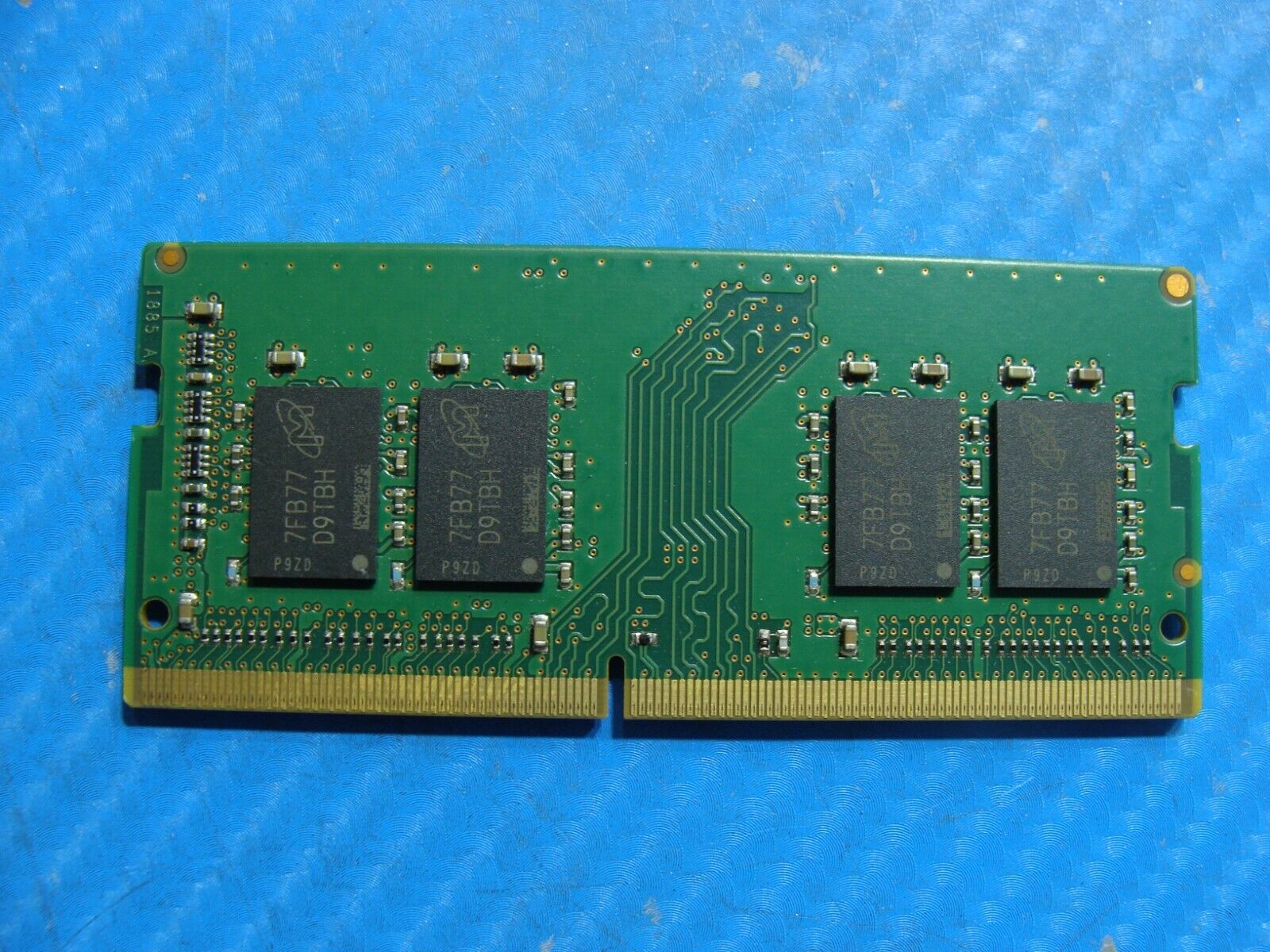 Dell 5480 Micron 8GB 1Rx8 PC4-2400T Memory RAM SO-DIMM MTA8ATF1G64HZ-2G3B1