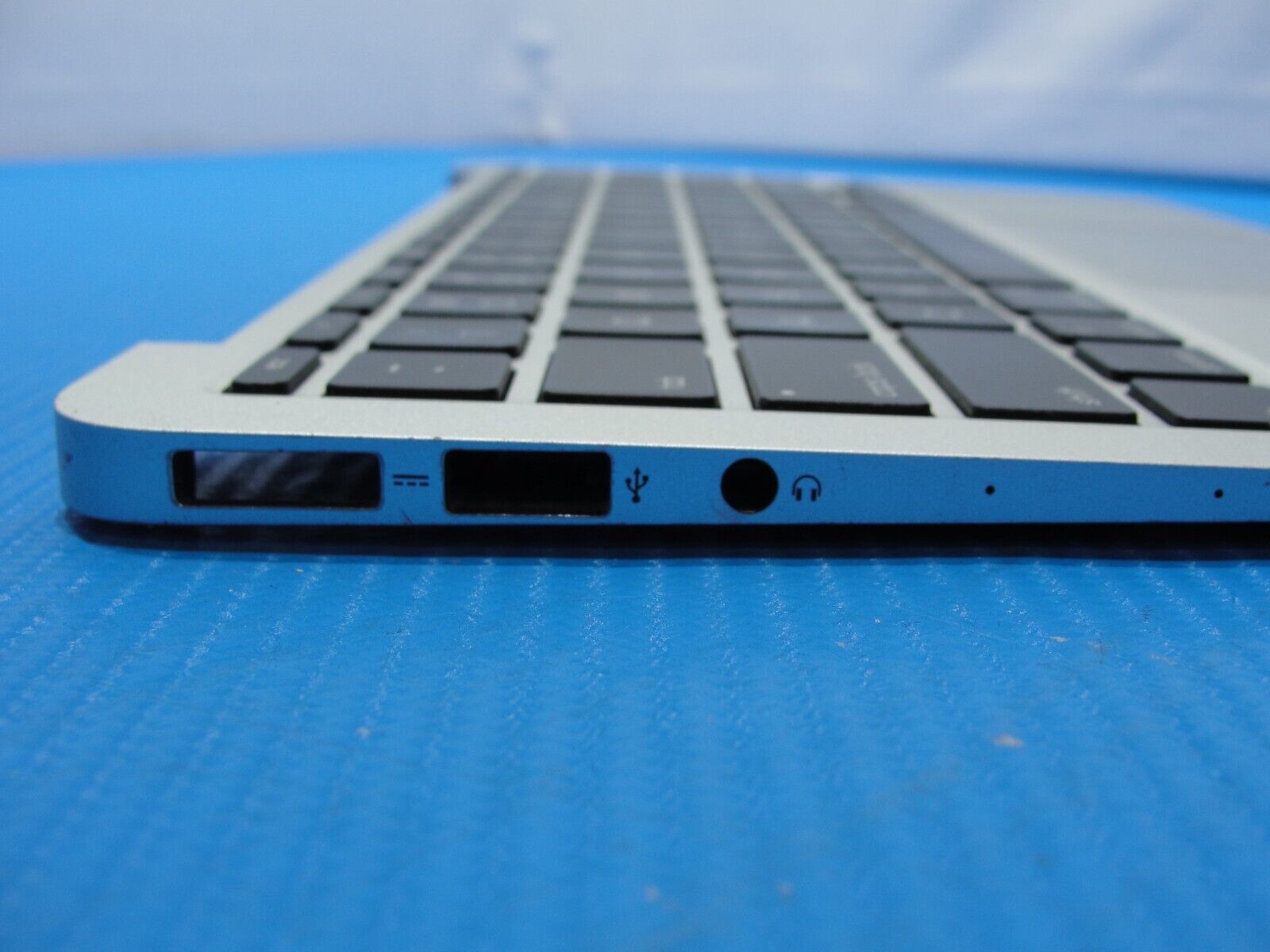 MacBook Air A1465 11