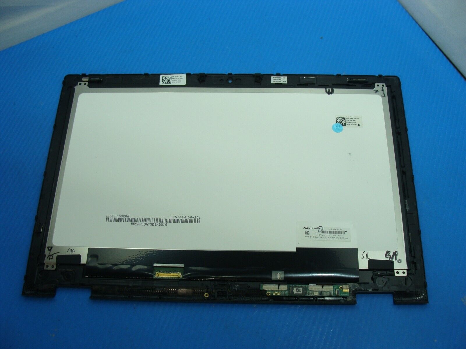 Dell Inspiron 13-7359 13.3