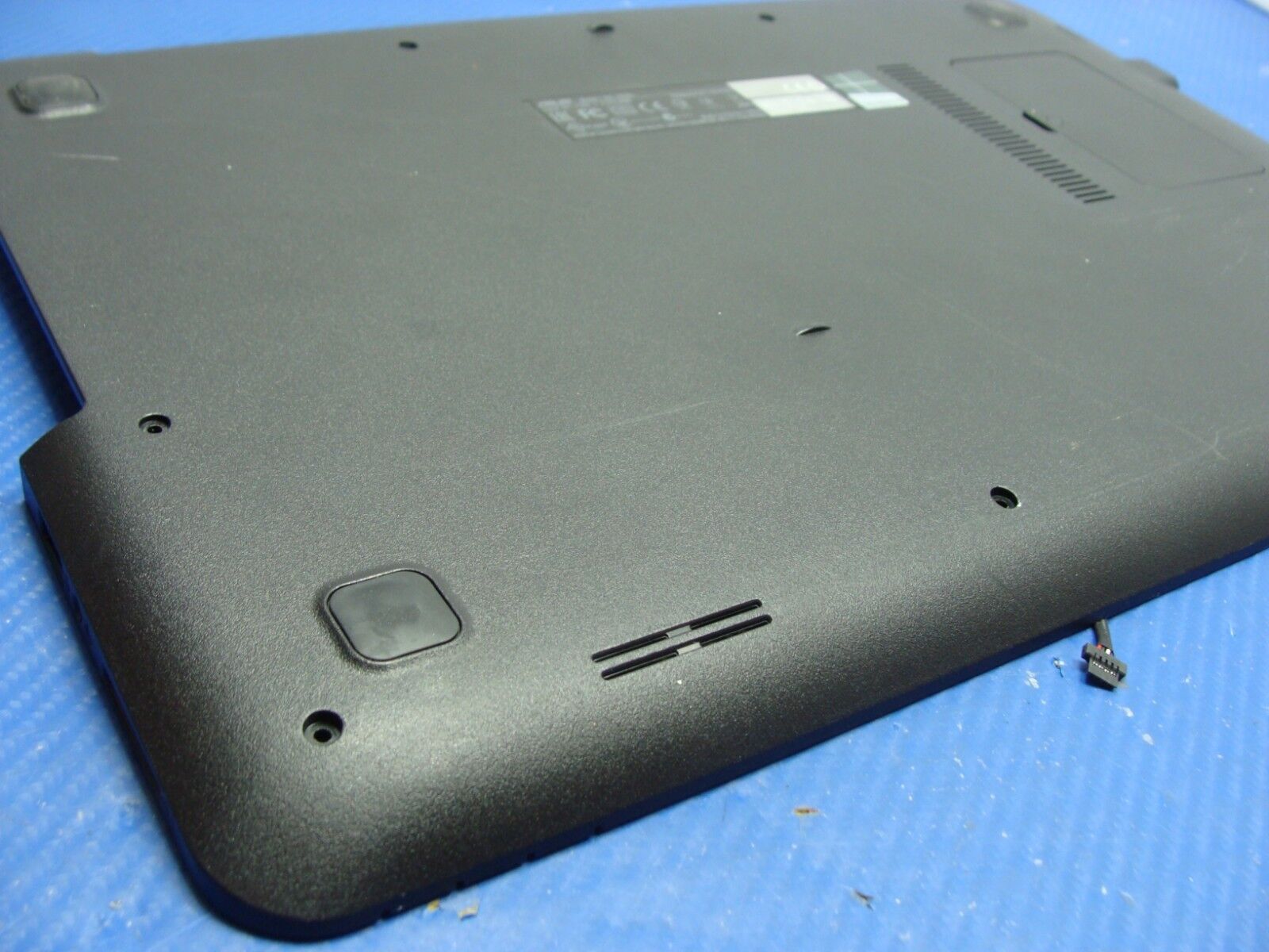 Asus 15.6 X555LA-SI30202G Bottom Case w/Cover Door Speakers 13NB0621AP0521