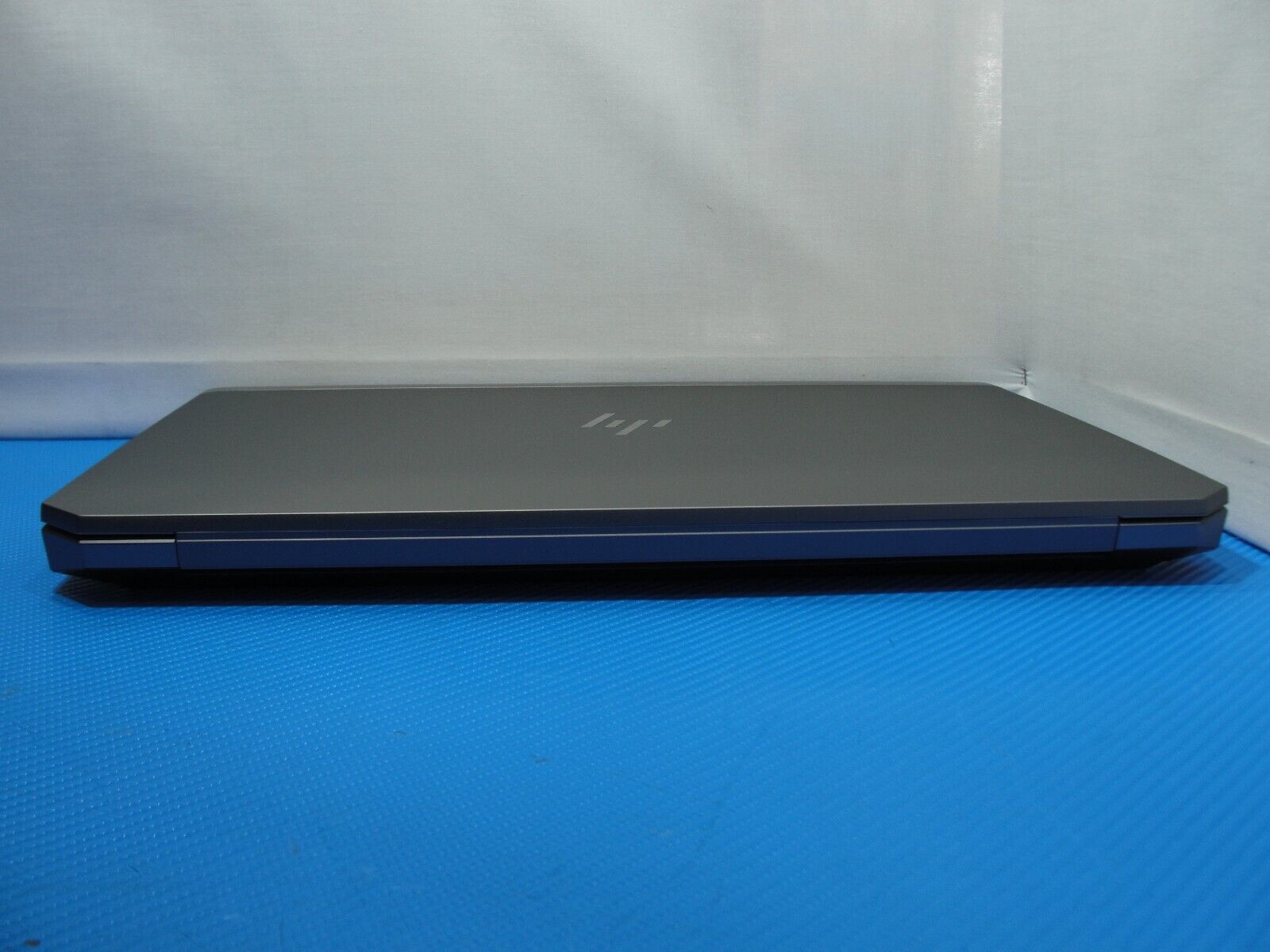 HP ZBook 15 G6 Mobile Workstation 4K TOUCH i9-9880H 32GB 512GB T1000 100%Battery