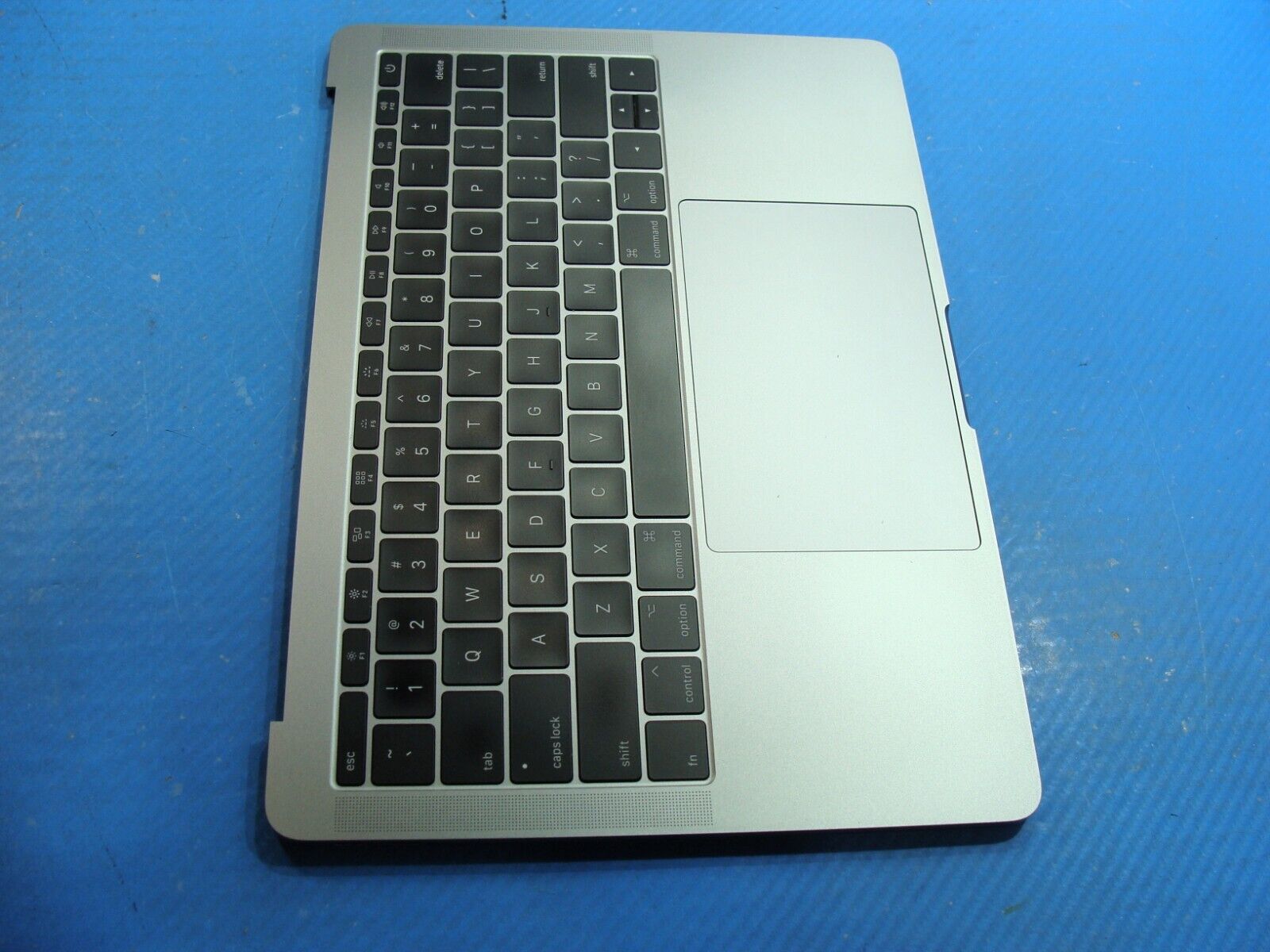 MacBook Pro A1708 Mid 2017 MPXQ2LL/A 13