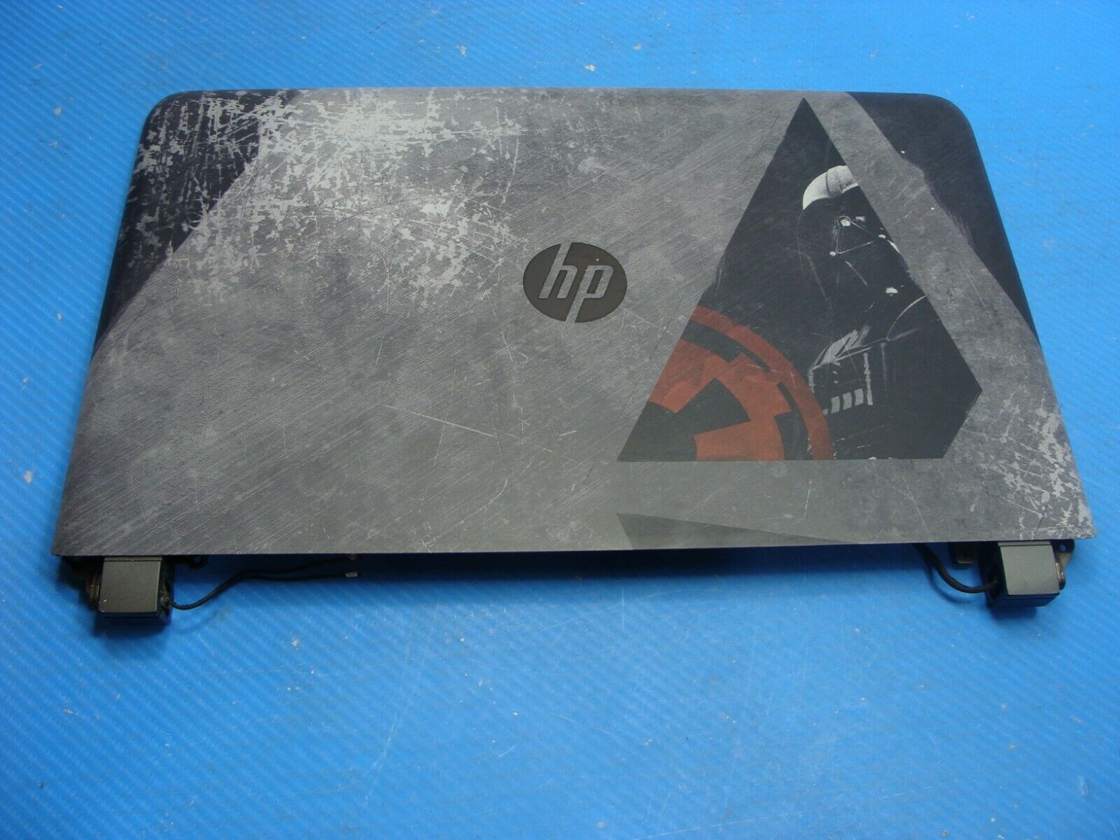 HP Pavilion 15-an050nr 15.6