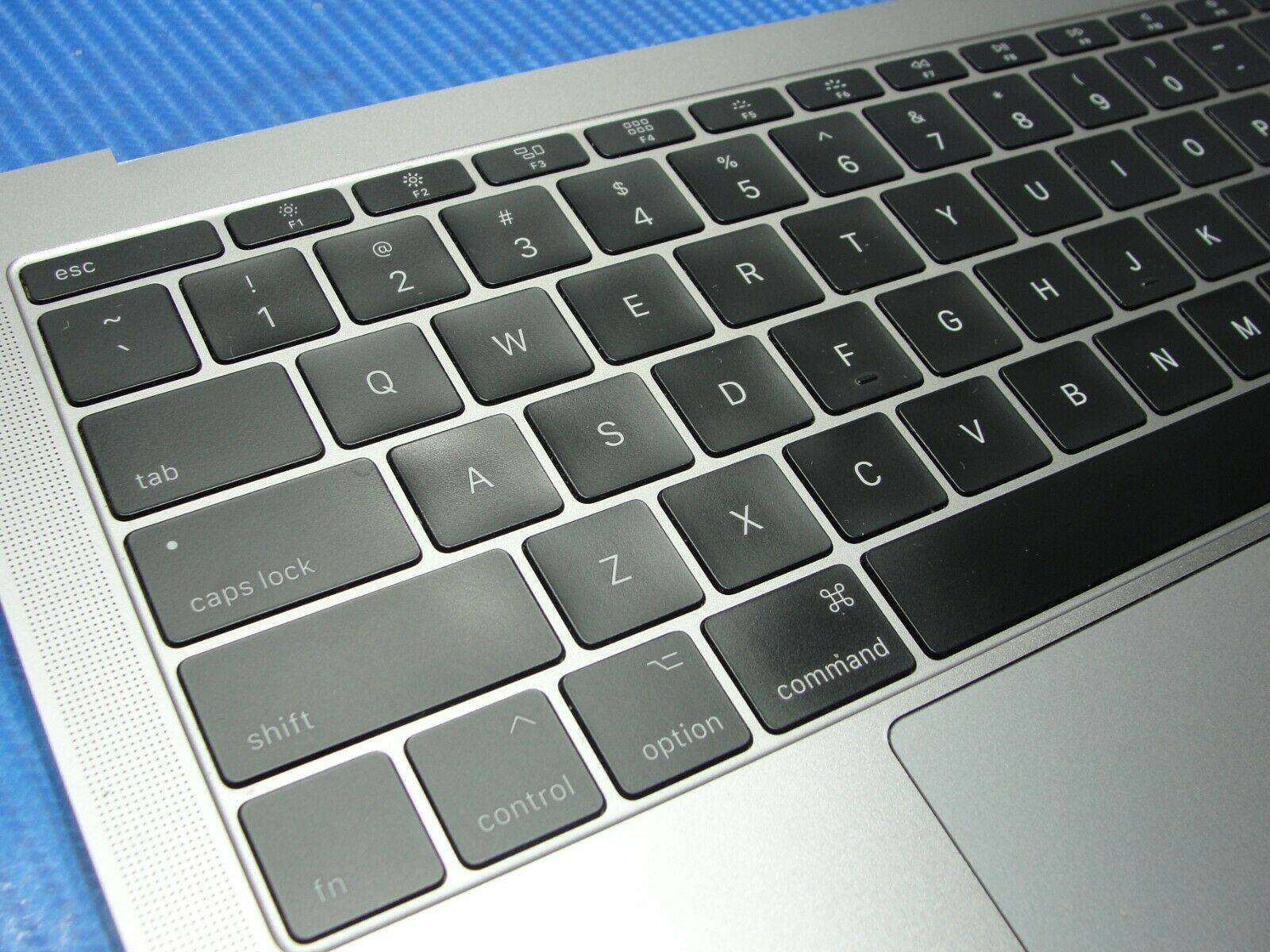 MacBook Pro A1708 13