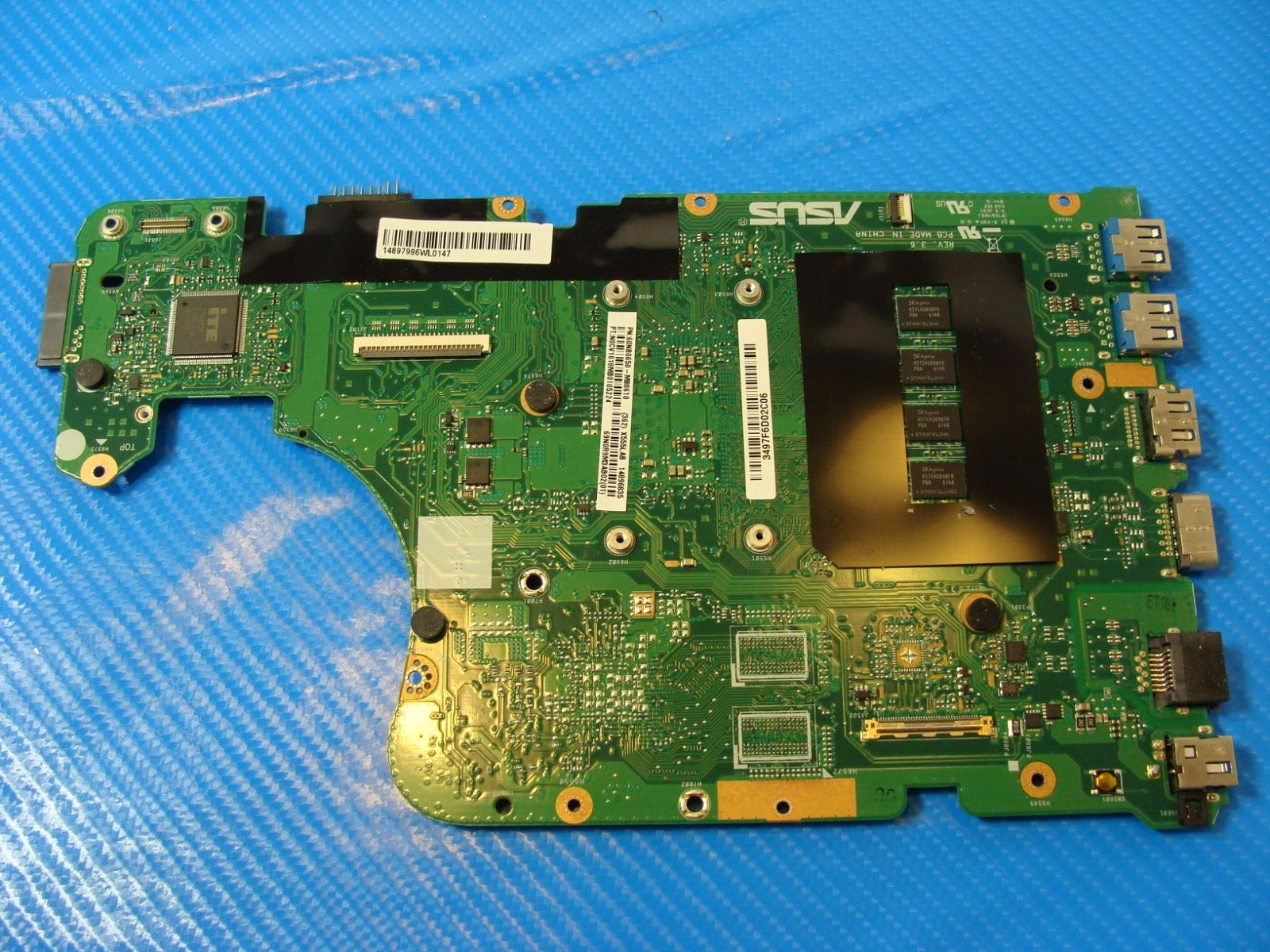 Asus F555LA-AB31 15.6