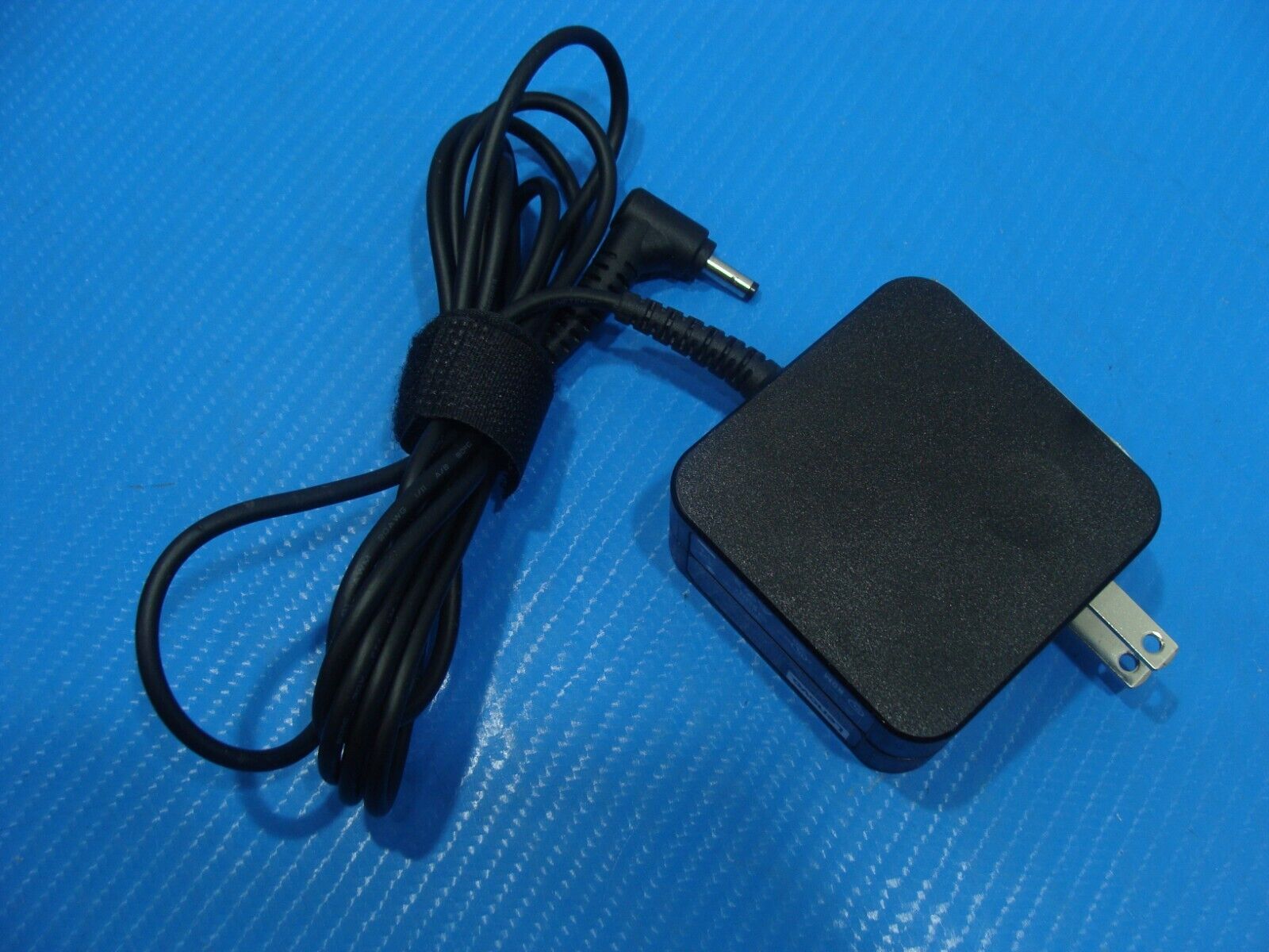 Genuine Lenovo Charger 45W Laptop Adapter ADL45WCC ADP-45DW PA-1450-55LL