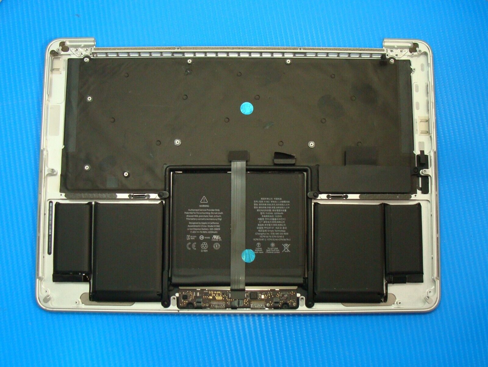 MacBook Pro A1502 2015 MF839LL/A MF840LL/A 13 OEM Top Case w/Battery 661-02361