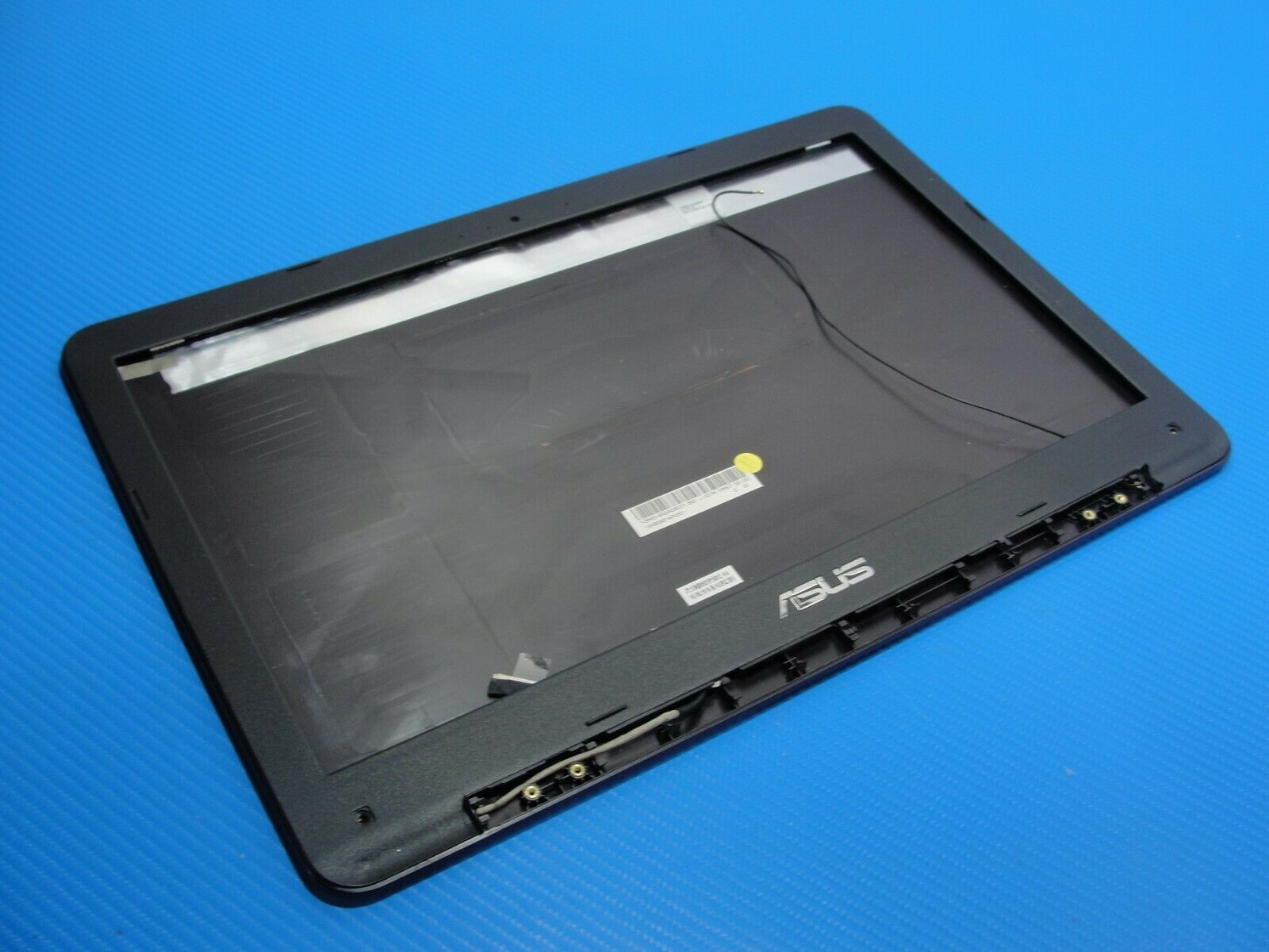 Asus R558UR-DM069T 15.6