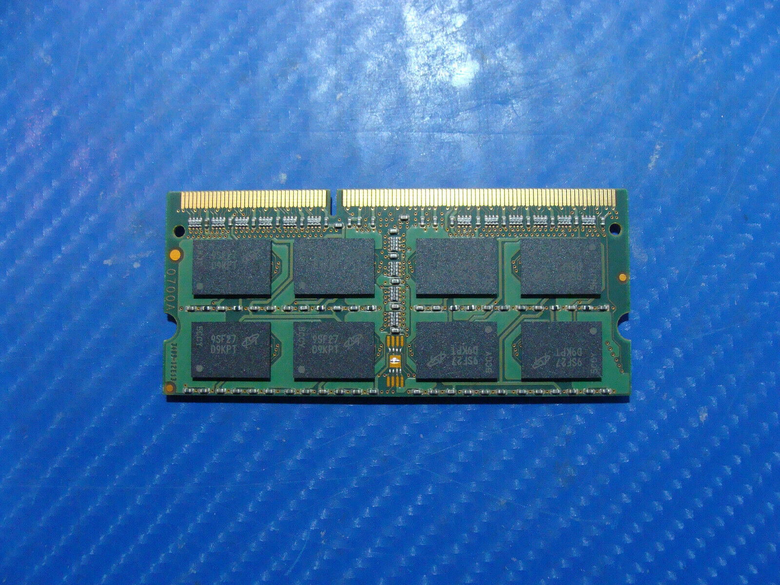 MacBook A1278 Laptop Micron 2GB Memory PC3-8500S 7-10-F1 MT16JSF25664HZ-1G1F1 Micron