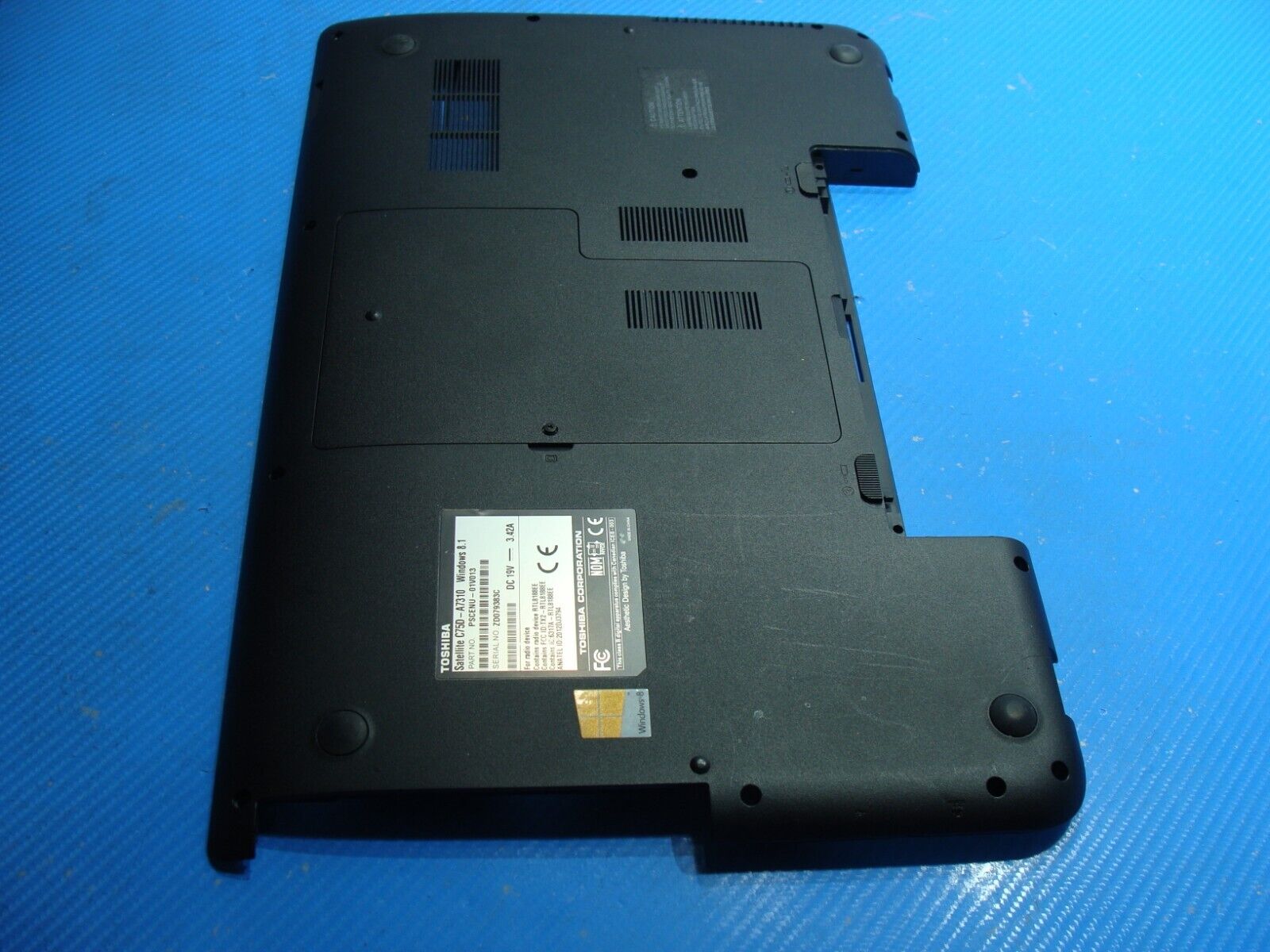 Toshiba Satellite C75D-A7310 17.3