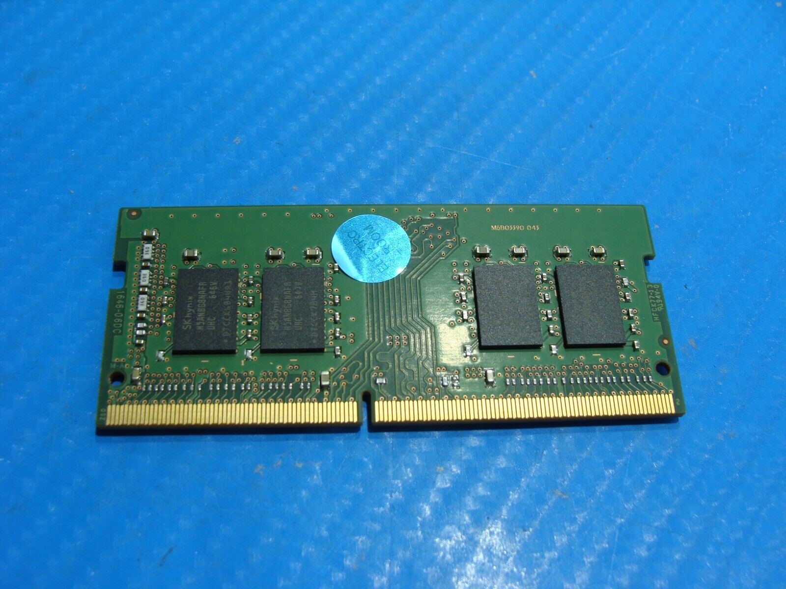 Dell 15 5565 SK Hynix 8Gb 1Rx8 PC4-2400T Memory RAM SO-DIMM HMA81GS6AFRN-UH