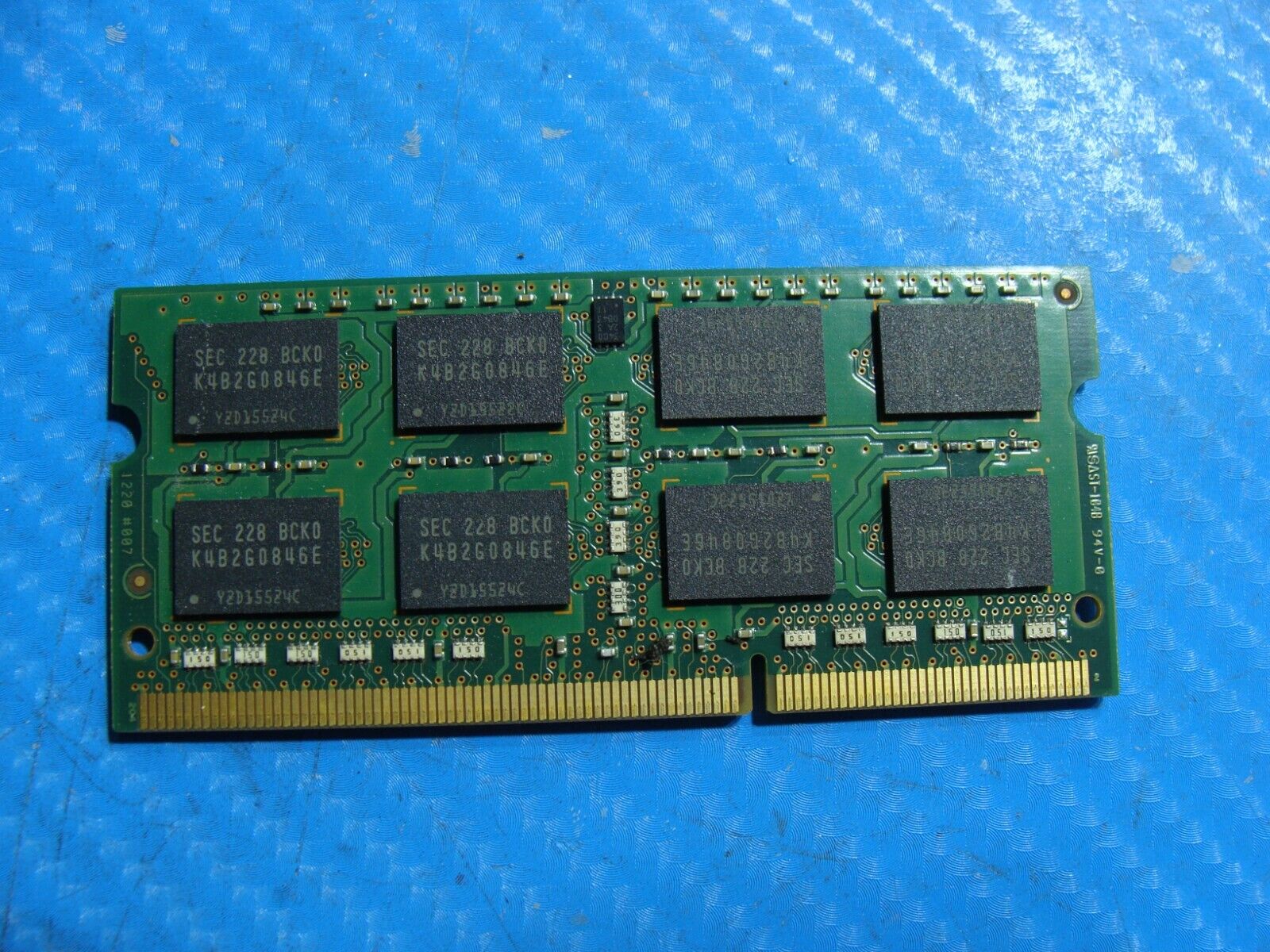 Samsung Chronos 700Z Samsung 4Gb Memory RAM PC3-12800S SO-DIMM M471B5273EB0-CK0