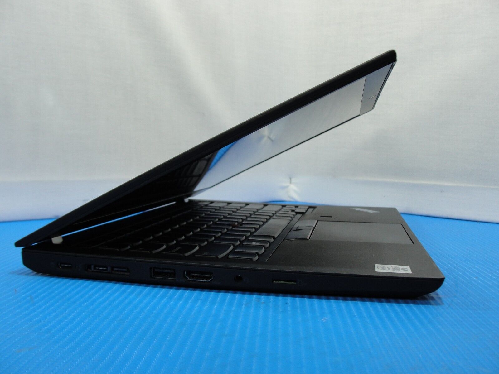 Lenovo ThinkPad T14 Gen 1 14