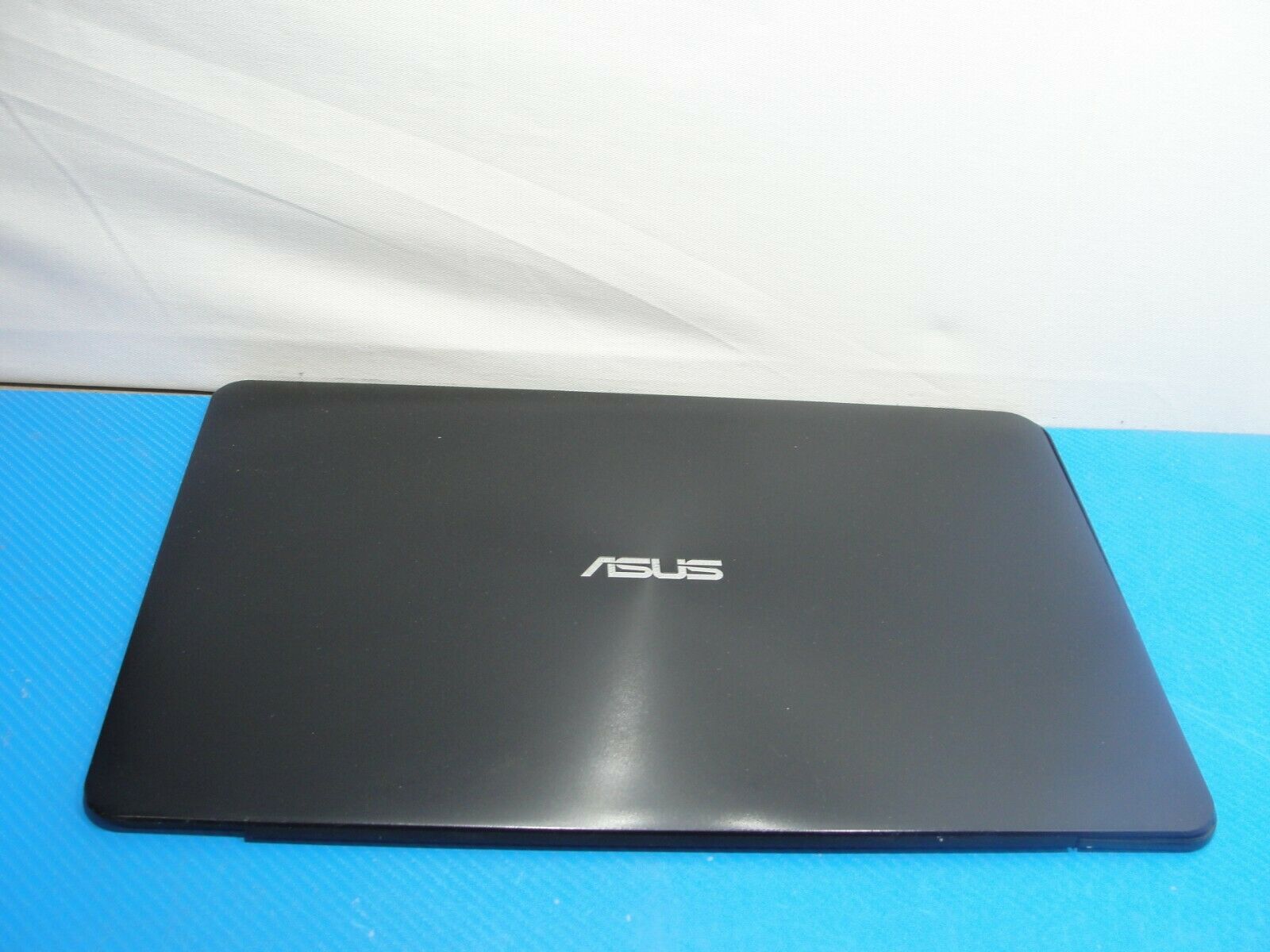 Asus 15.6