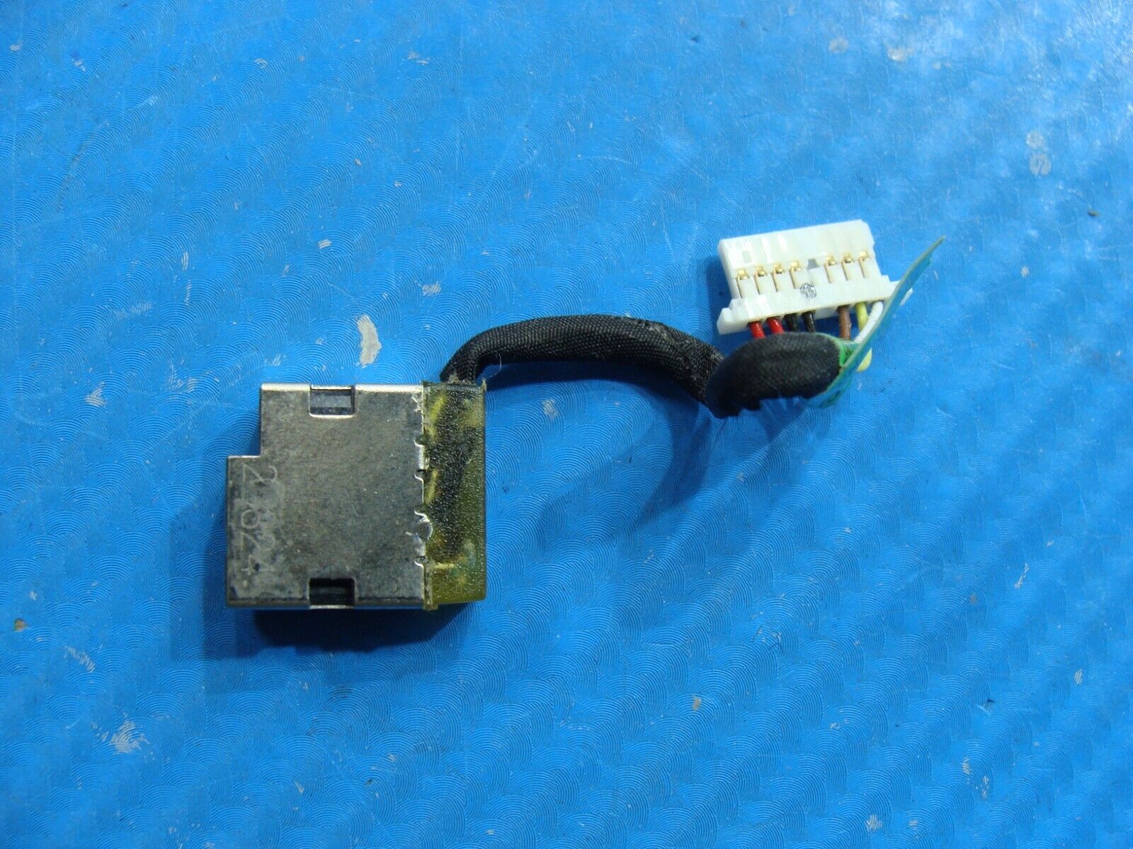 HP 17-by2075cl 17.3 DC IN Power Jack w/Cable 799735-Y51