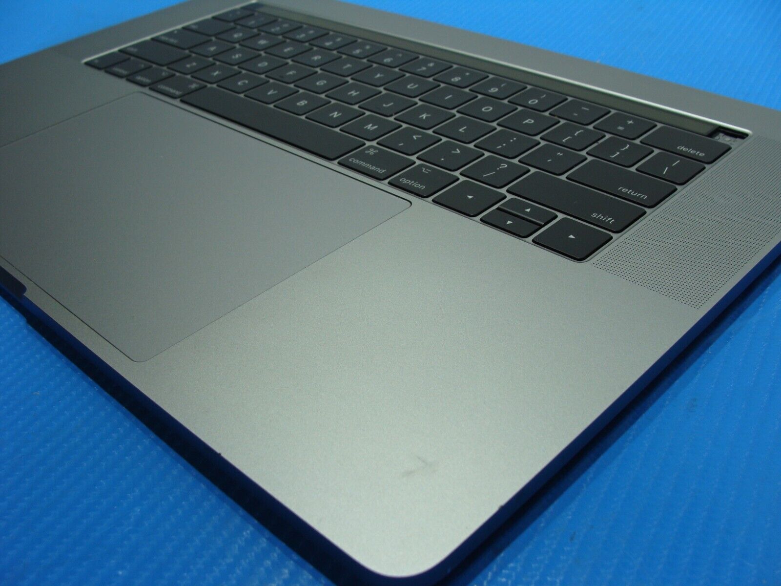 MacBook Pro A1707 15