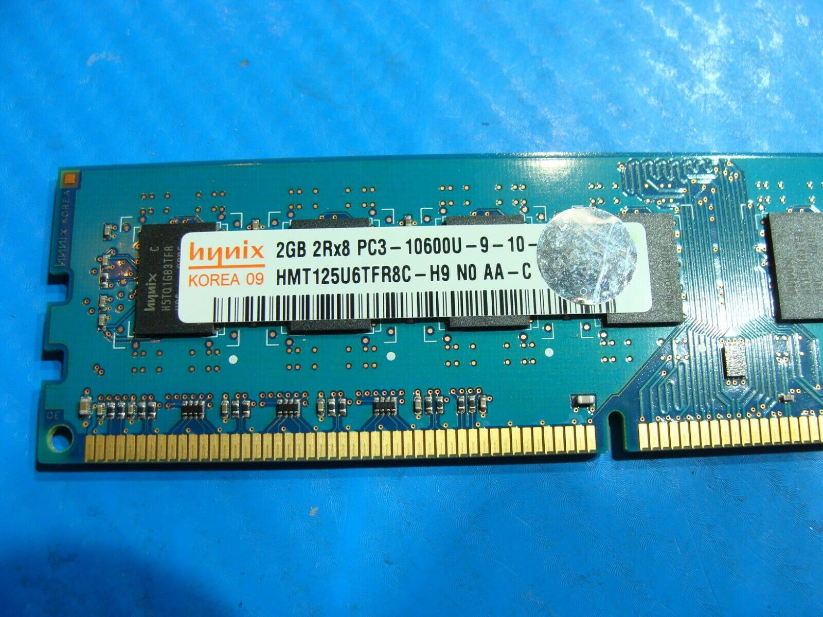 Dell 8100 Dimm Hynix 2GB Memory PC3-10600U-9-10-B0 HMT125U6BFR8C-H9 