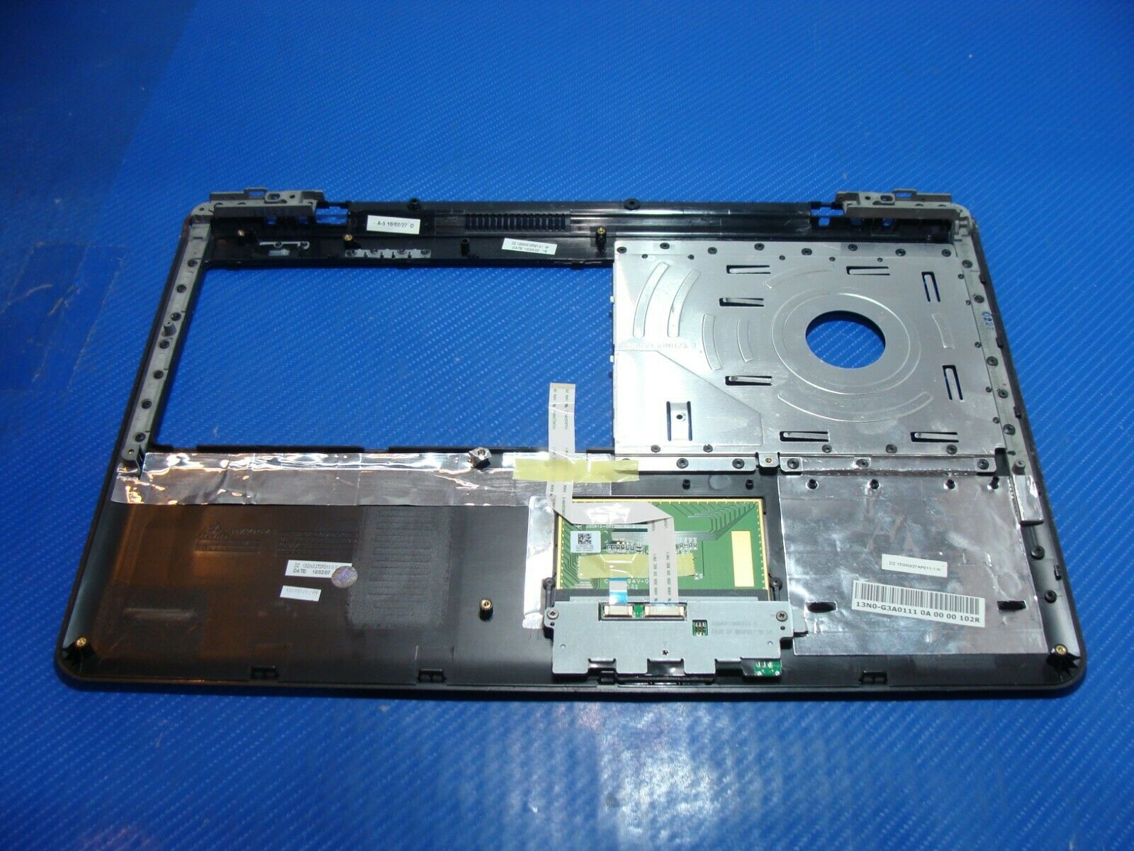 Asus K60I-RBBBR05 15.6