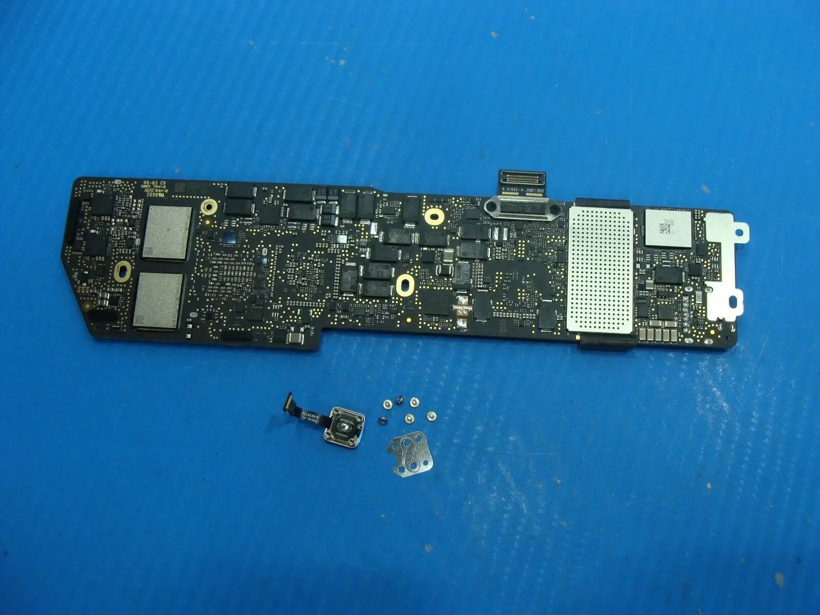 MacBook Air A2179 2020 MVH52LL/A Genuine i3-1000NG4 1.1GHz 8GB Logic Board AS IS