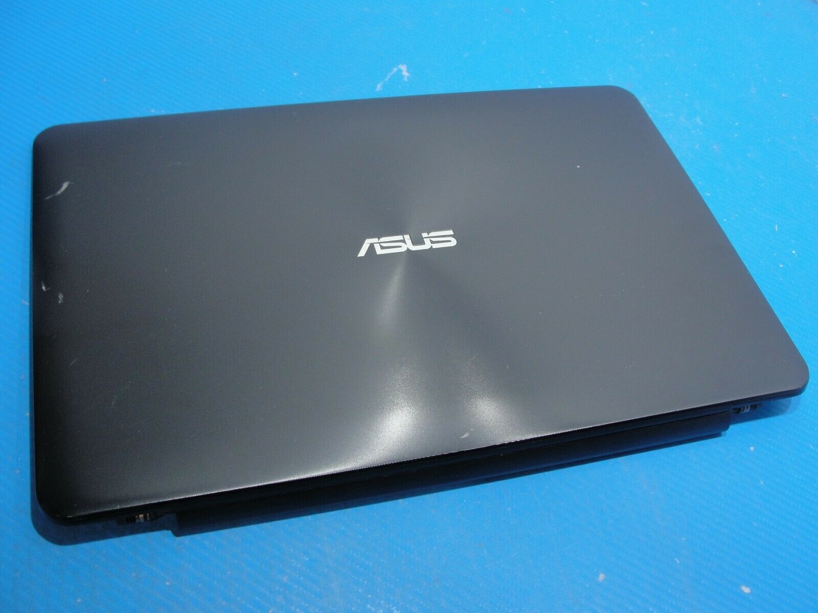 Asus 15.6