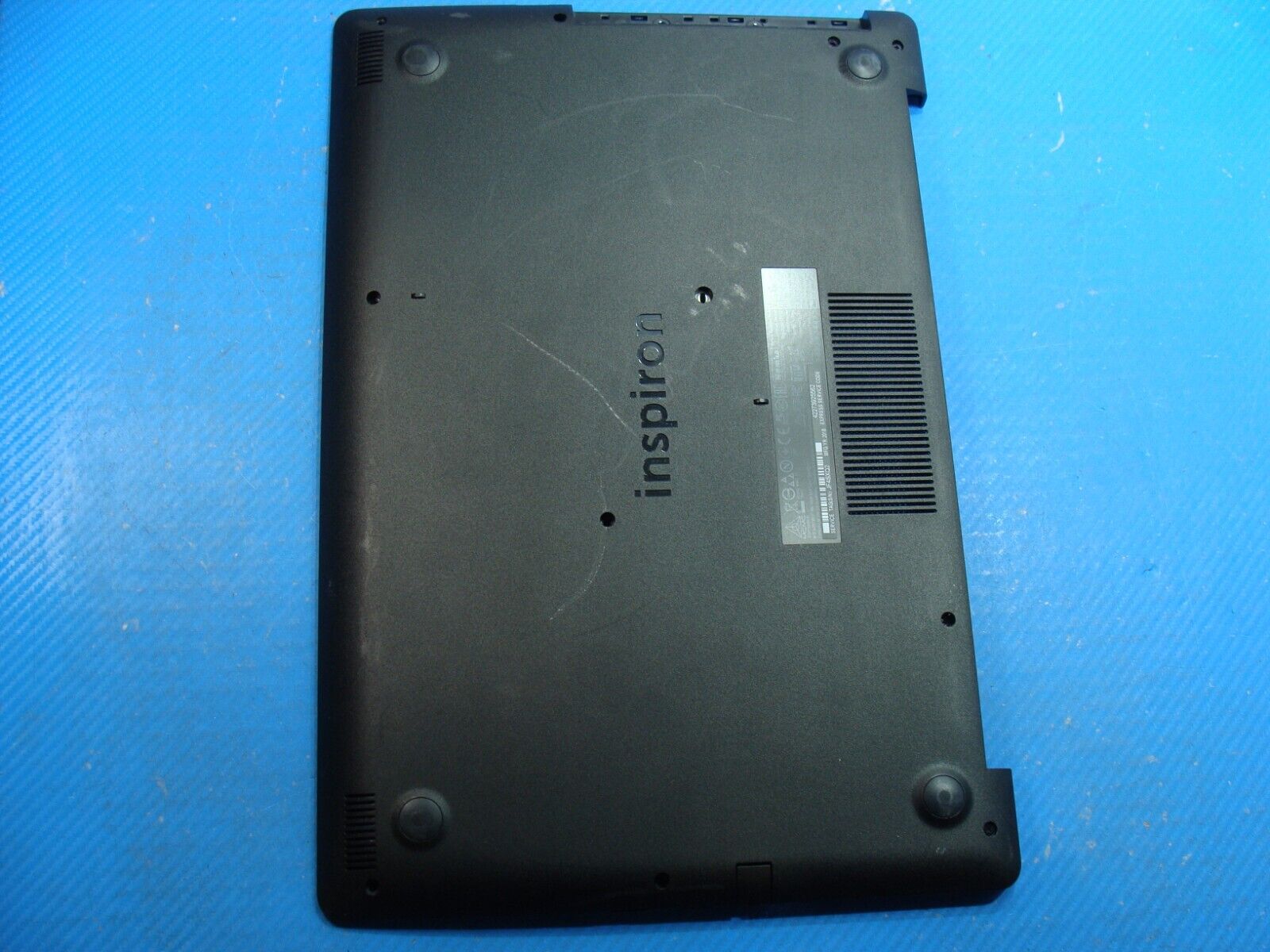 Dell Inspiron 15 5570 15.6