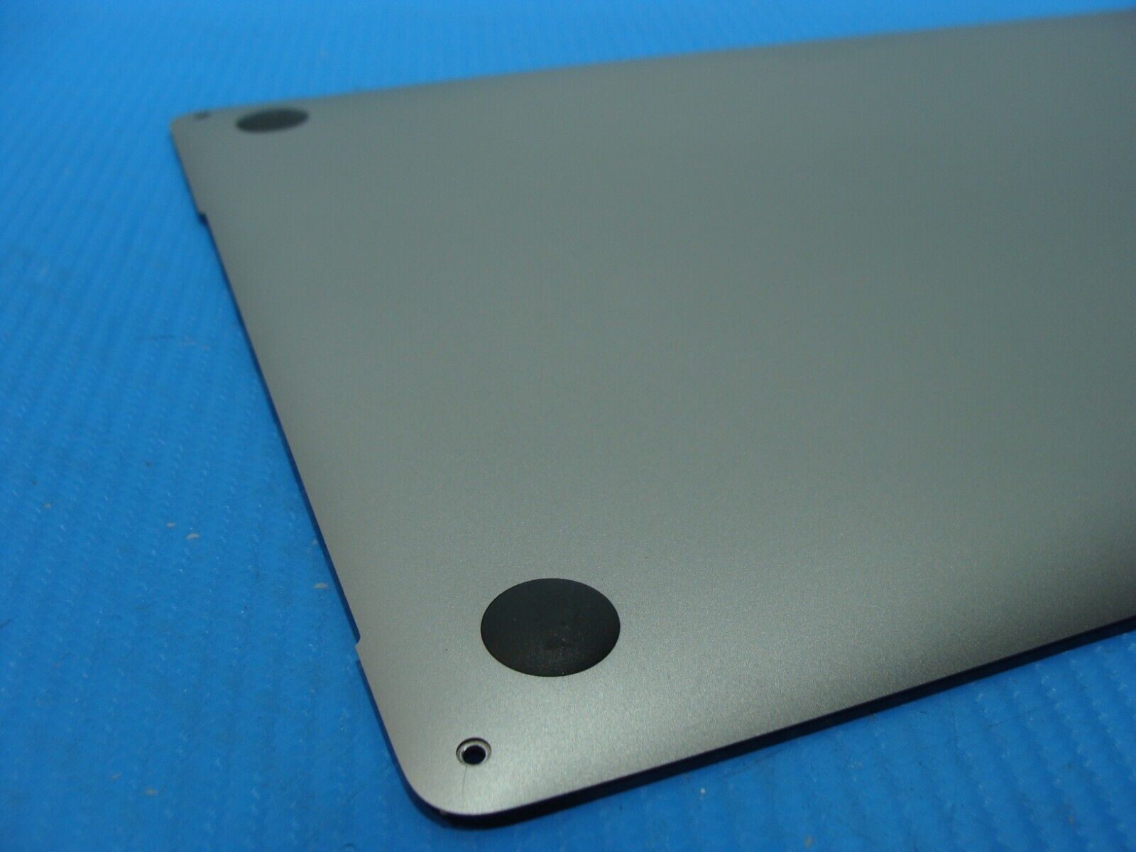 MacBook Pro A1989 Mid 2019 MV962LL/A MV972LL/A Bottom Case Space Gray 923-03175