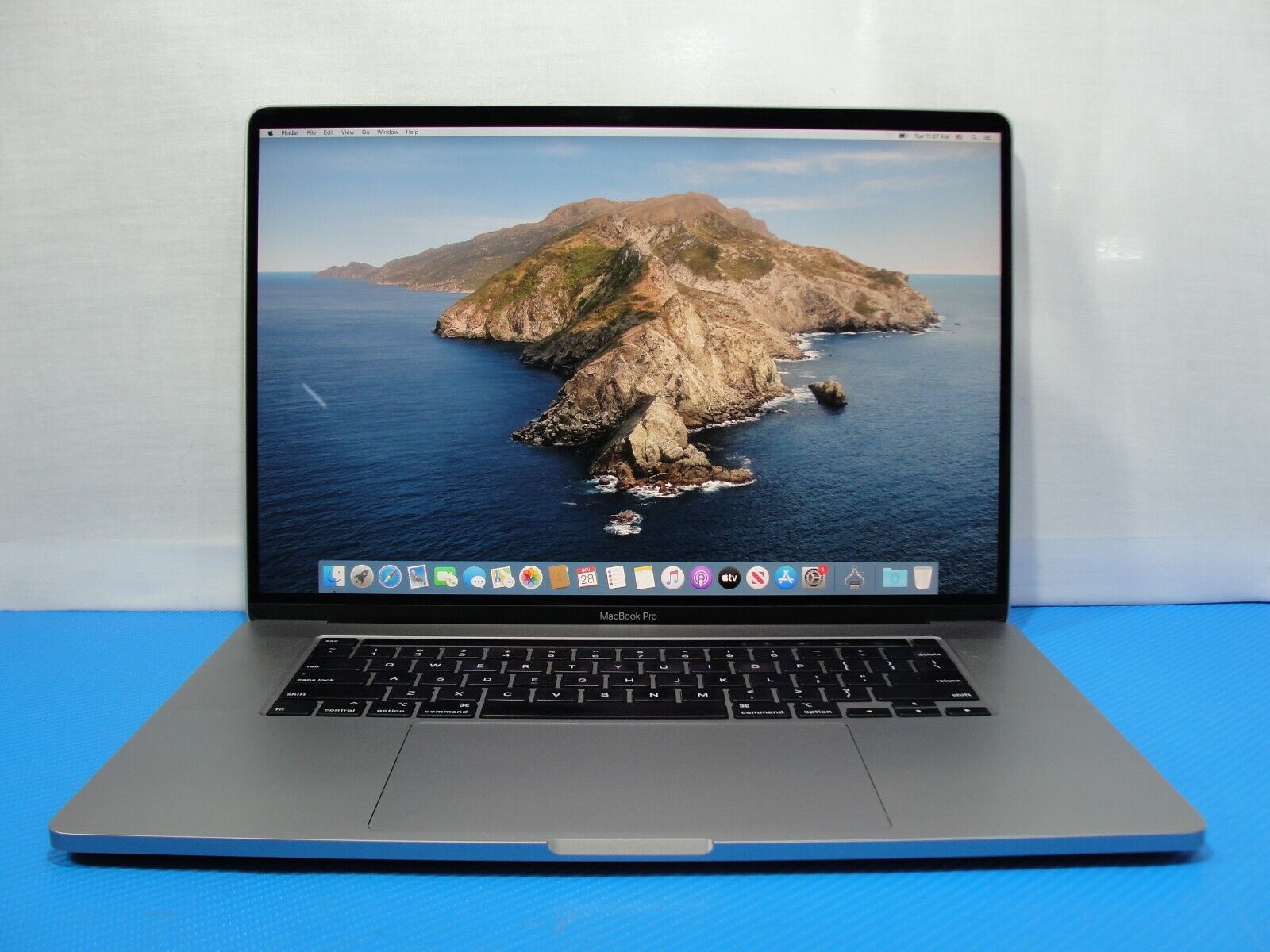 Apple MacBook Pro 16 2019 A2141 2.4GHz 8 Core i9-9980HK 16GB 1TB SSD 5500M 8GB