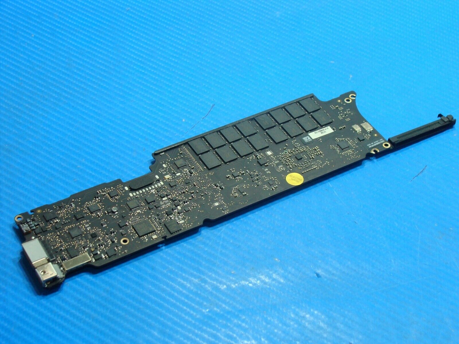 MacBook Air 11 A1370 2011 MC968LL i5-2467M 1.6GH 2GB Logic Board 820-3024-B ASIS