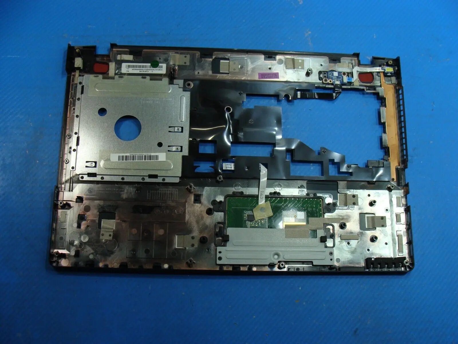 Lenovo IdeaPad Y500 15.6