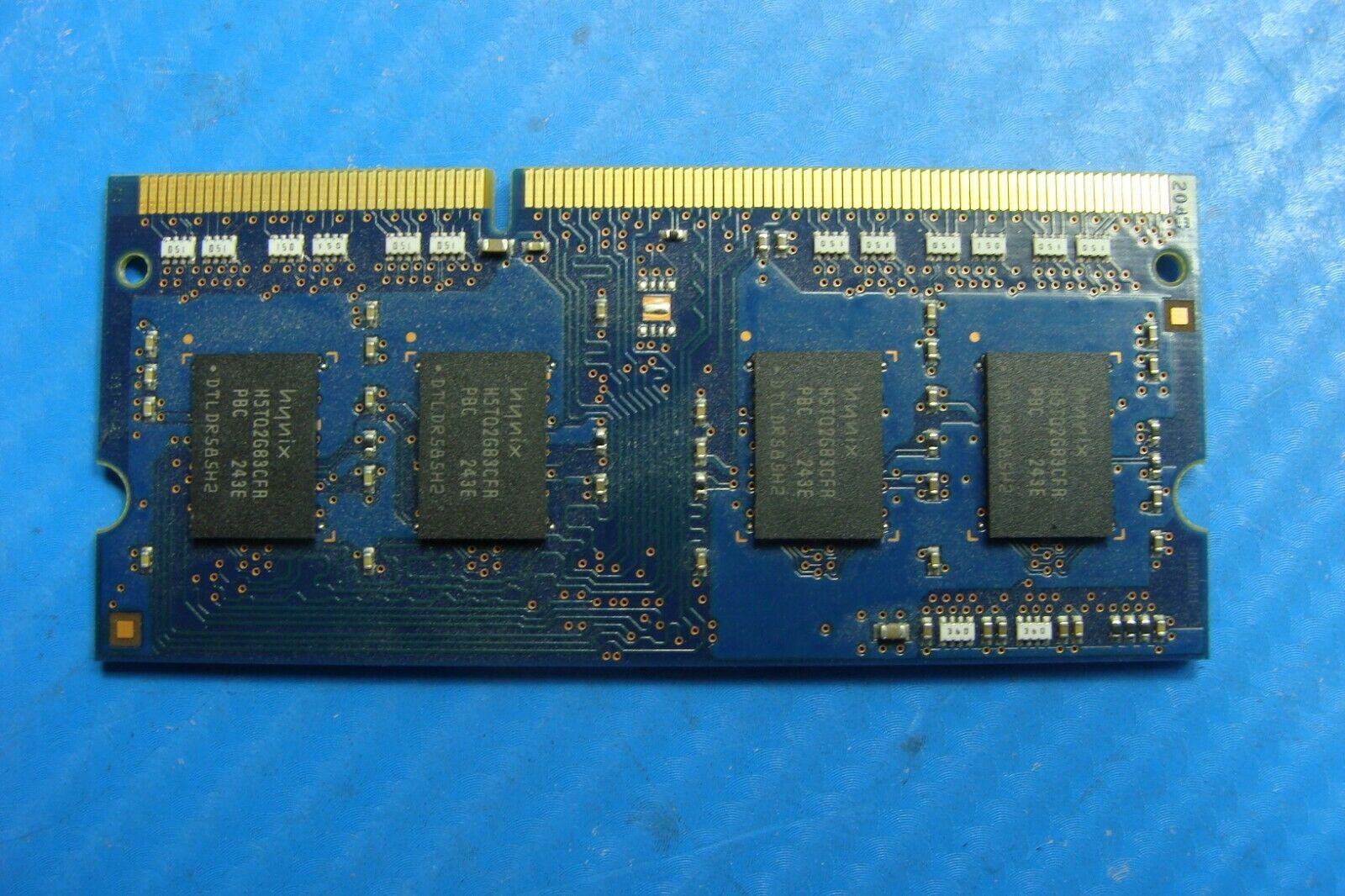 MacBook Pro A1278 So-Dimm Hynix 2Gb Memory pc3-12800s-11-12 hmt325s6cfr8c-pb 