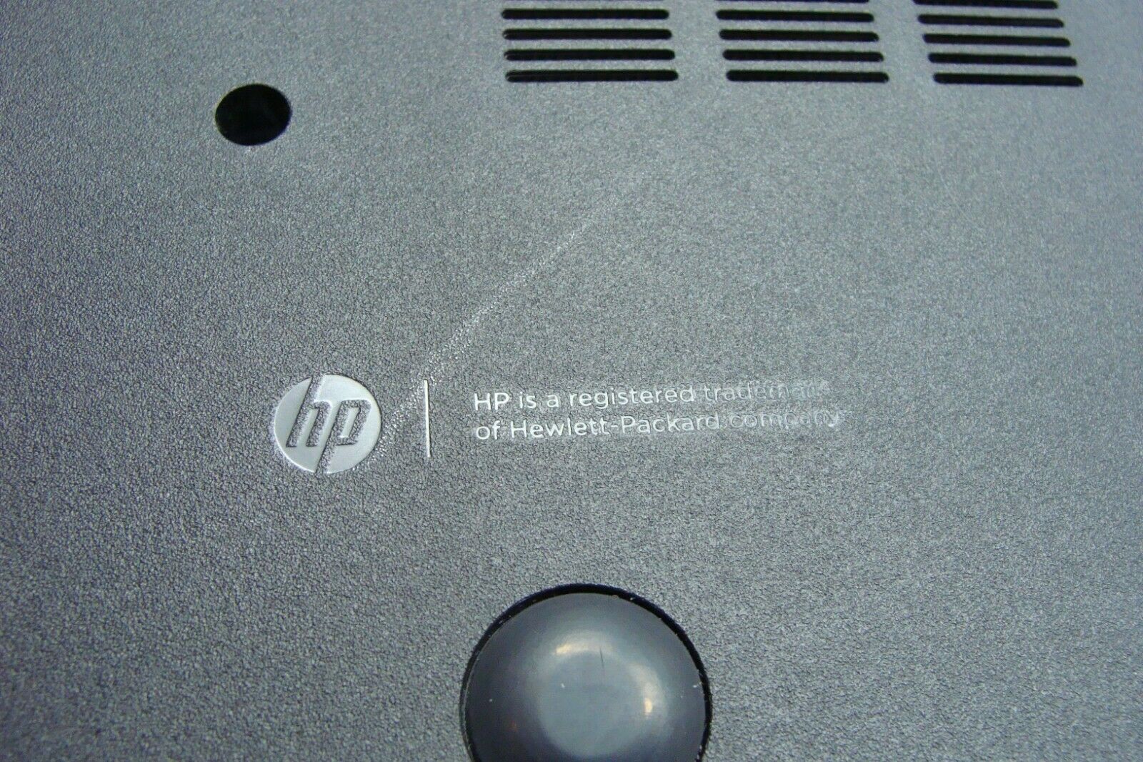 HP 15-r131wm 15.6